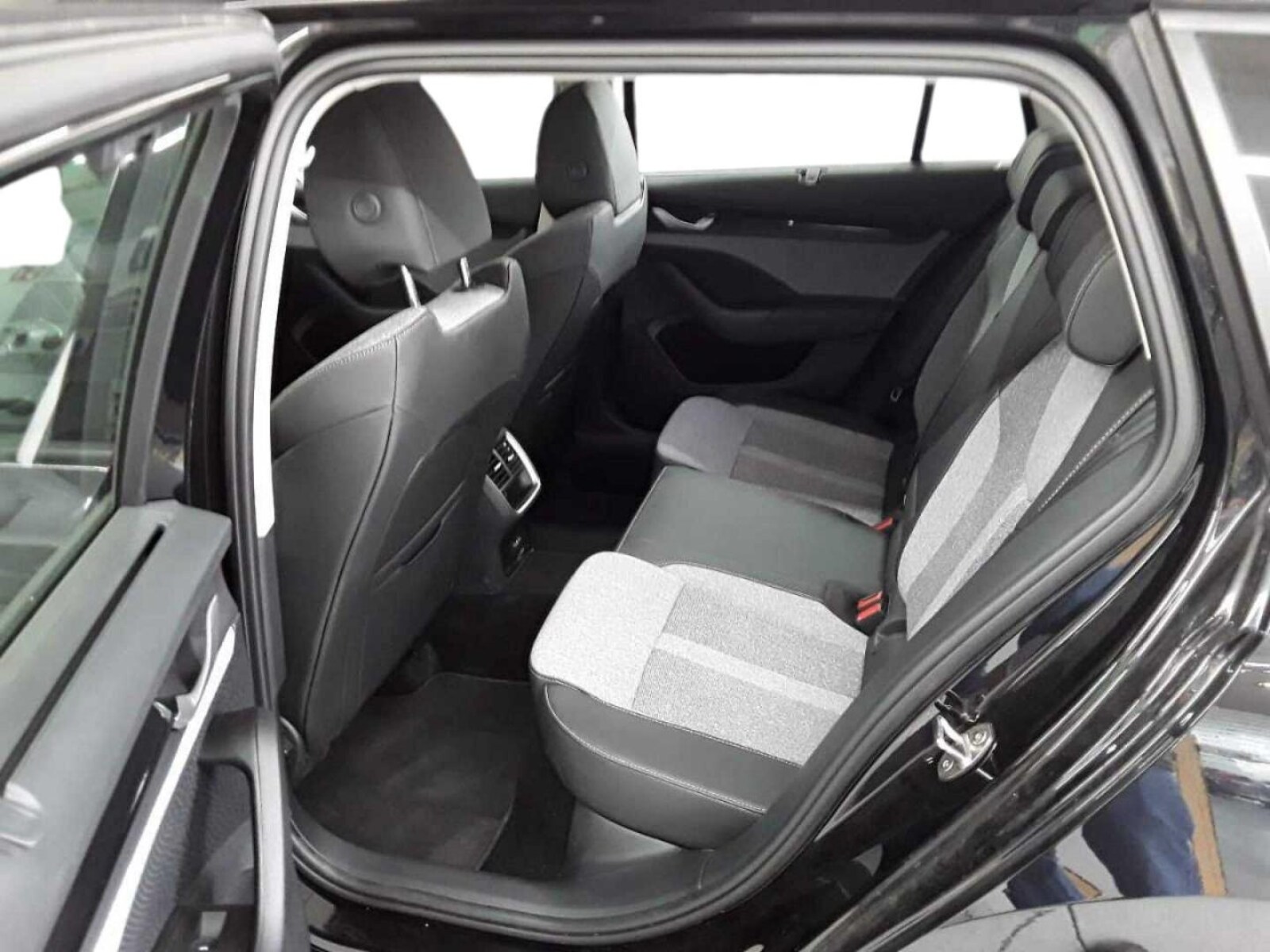 Škoda Octavia Combi – Bild 5