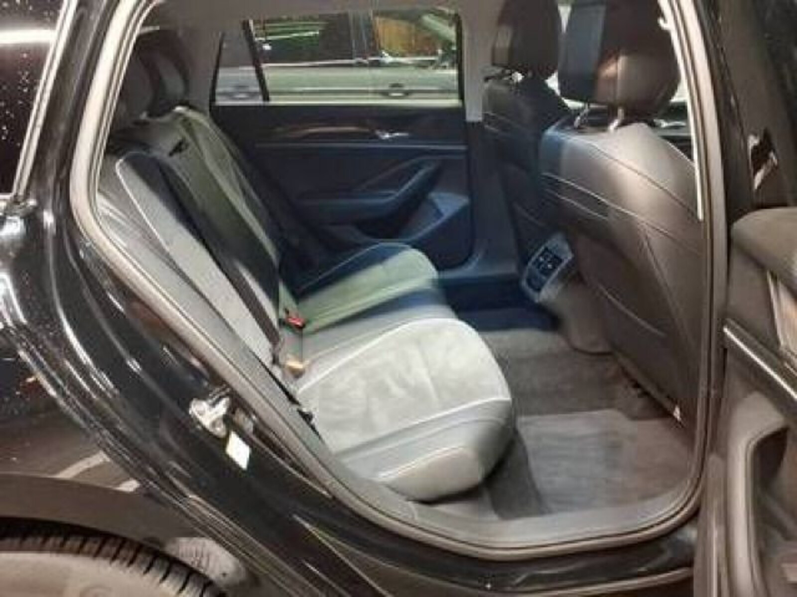 Volkswagen Passat – Bild 5