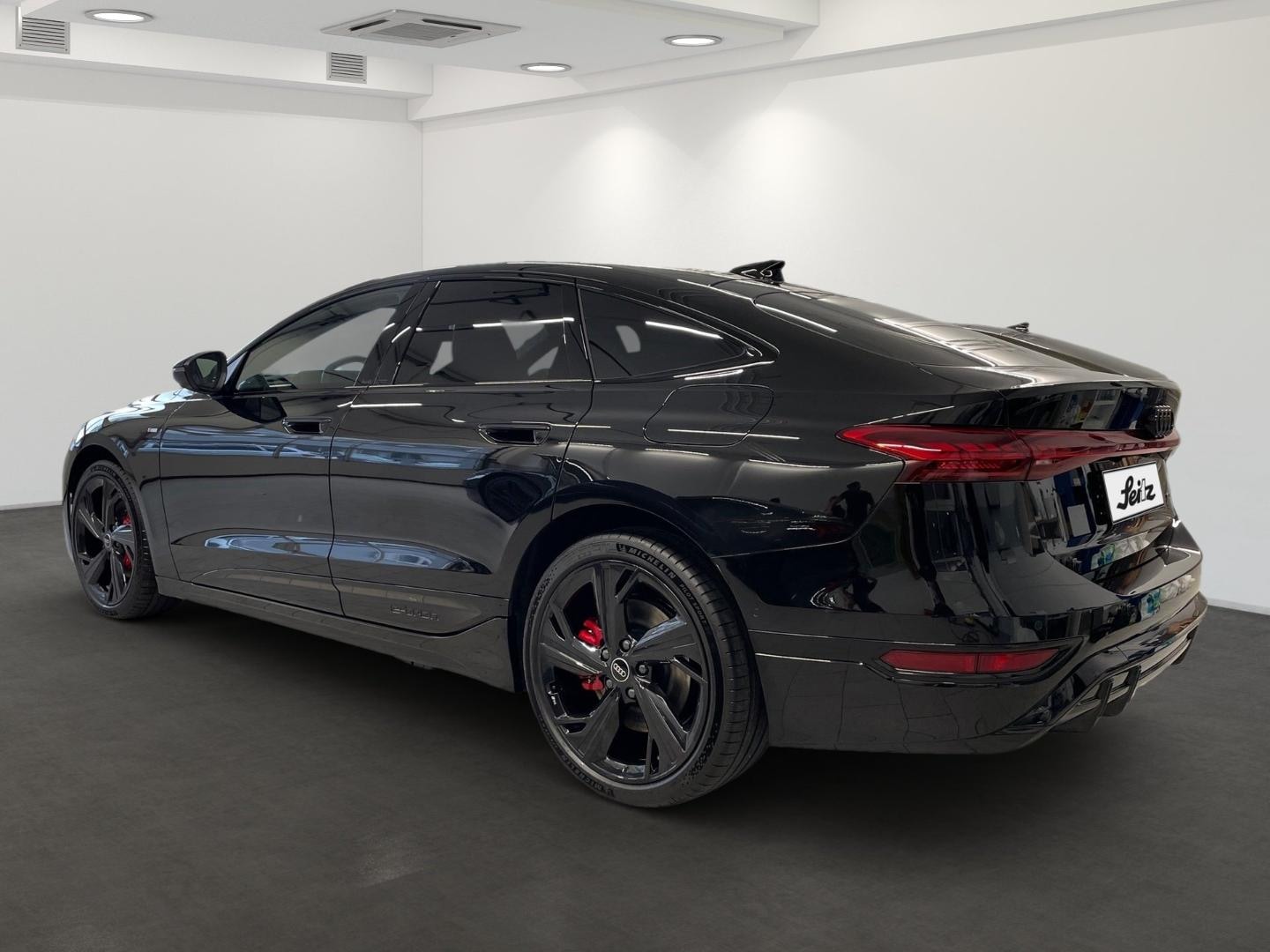 Bild über Audi A6 Sportback e-tron e-tron quattro - für weitere Informationen kontaktieren Sie den Audi Partner