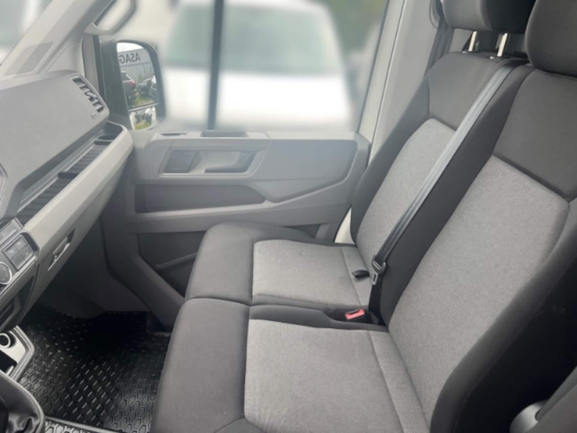 Volkswagen Crafter Kasten langer Radstand