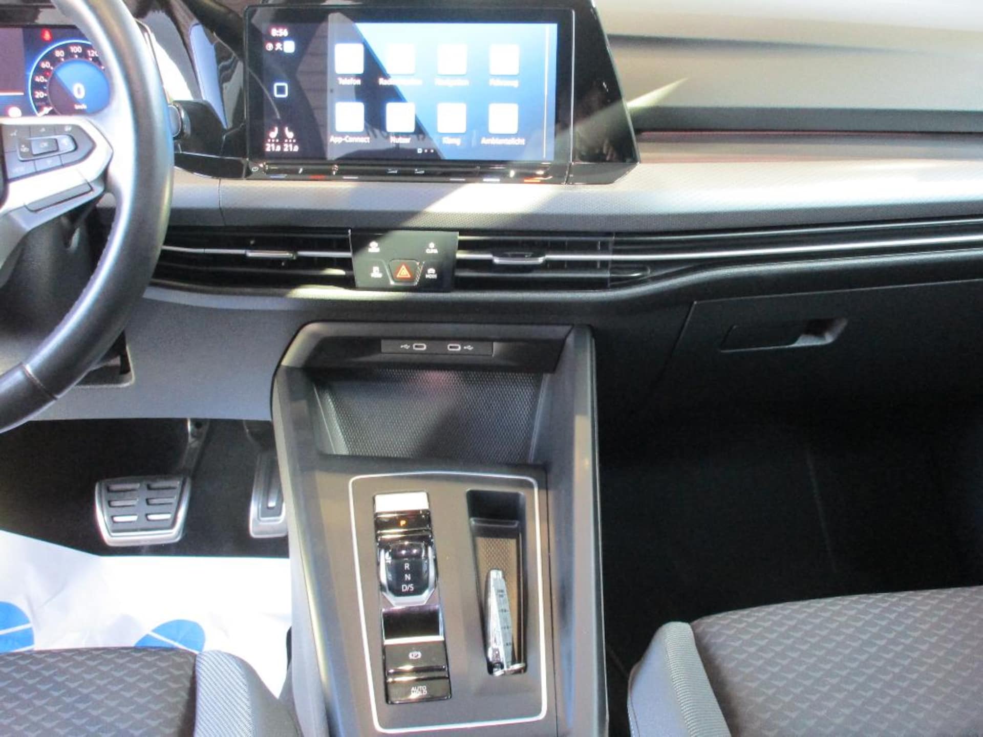 Volkswagen Golf Active