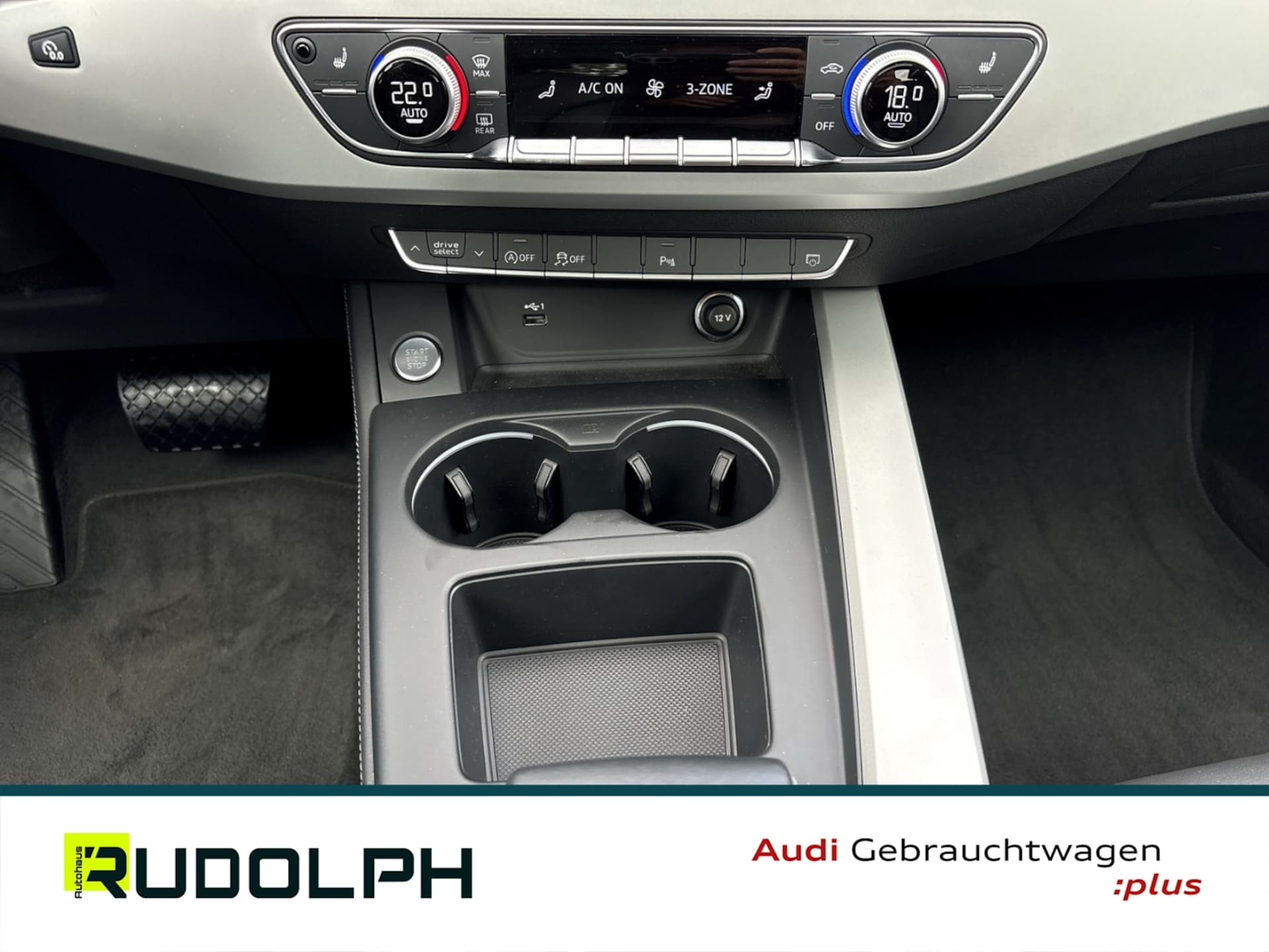Audi A4 Limousine S line
