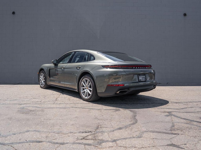 2025 Porsche Panamera