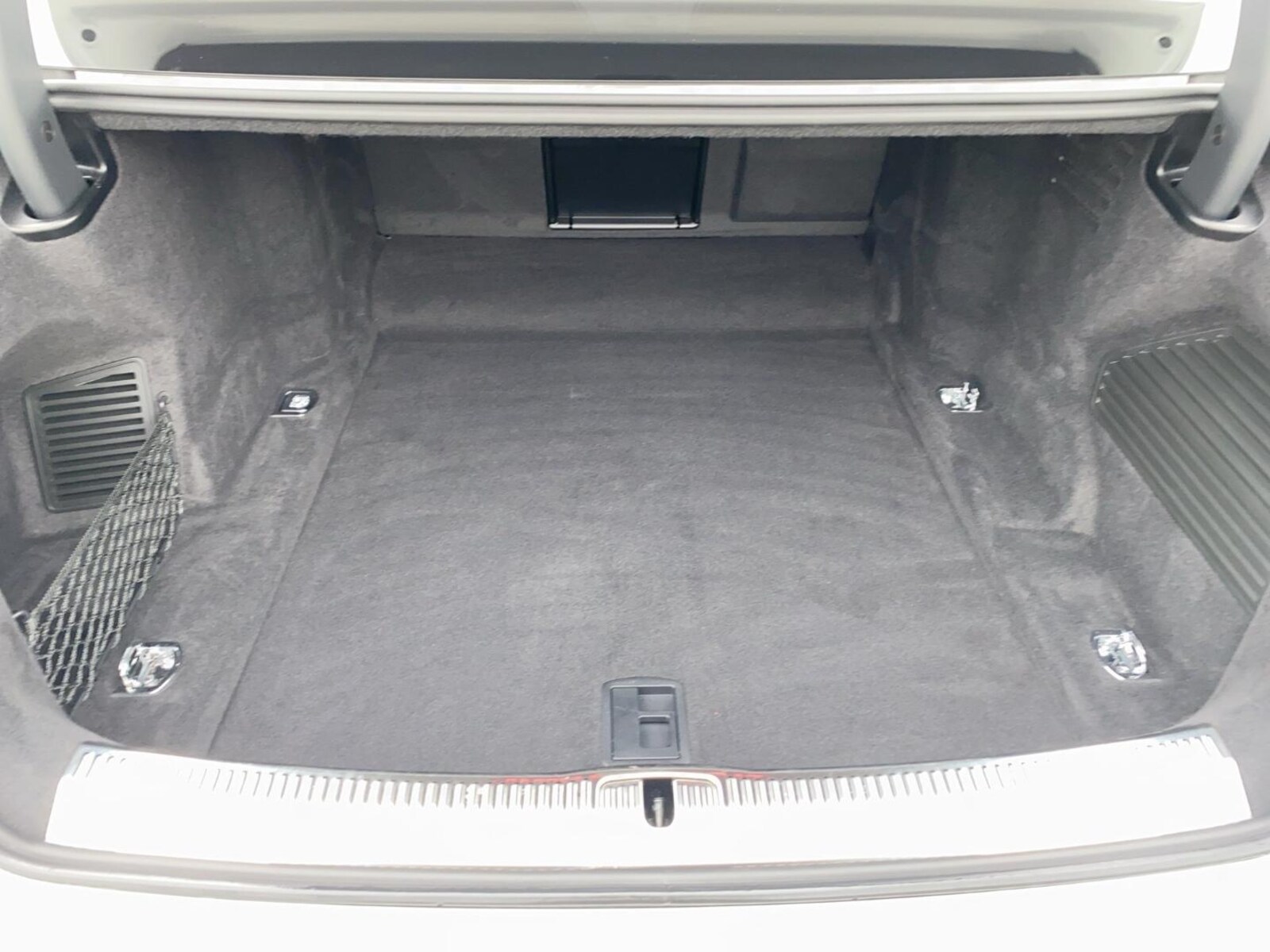 Audi S8 – Bild 13