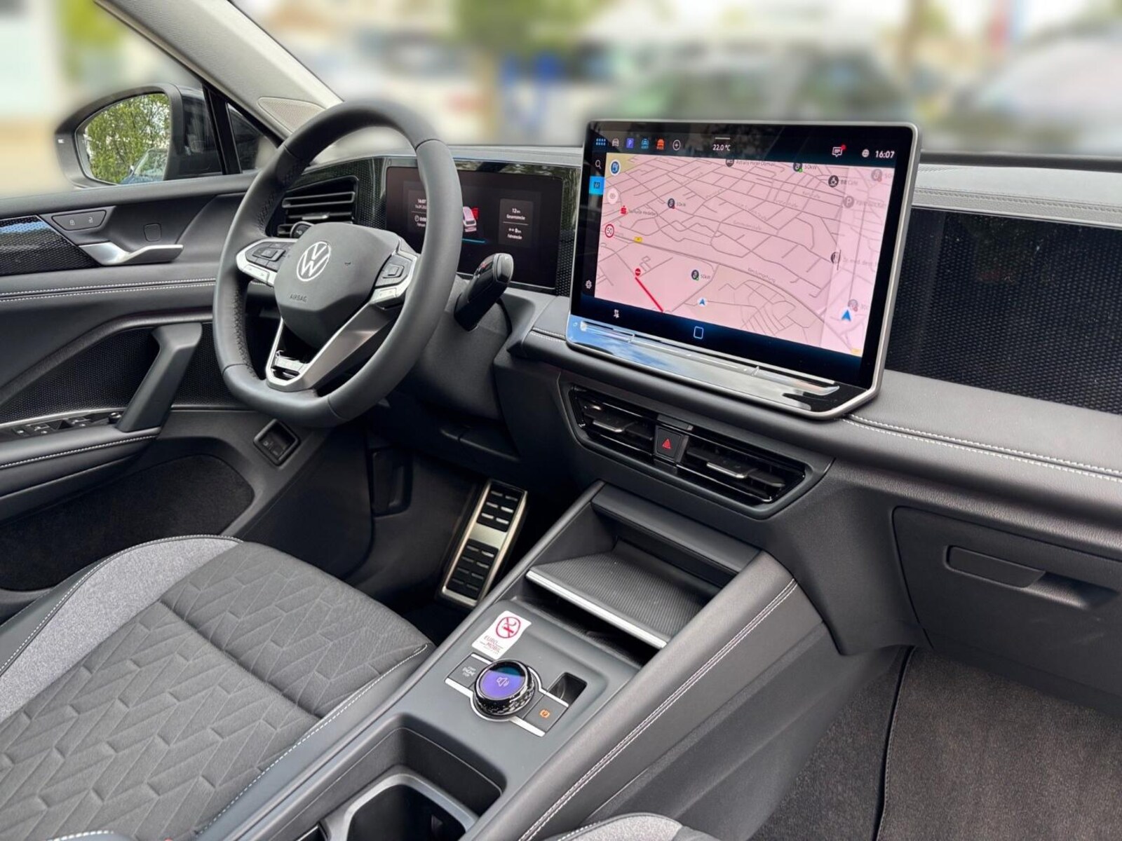 Volkswagen Tiguan – Bild 17