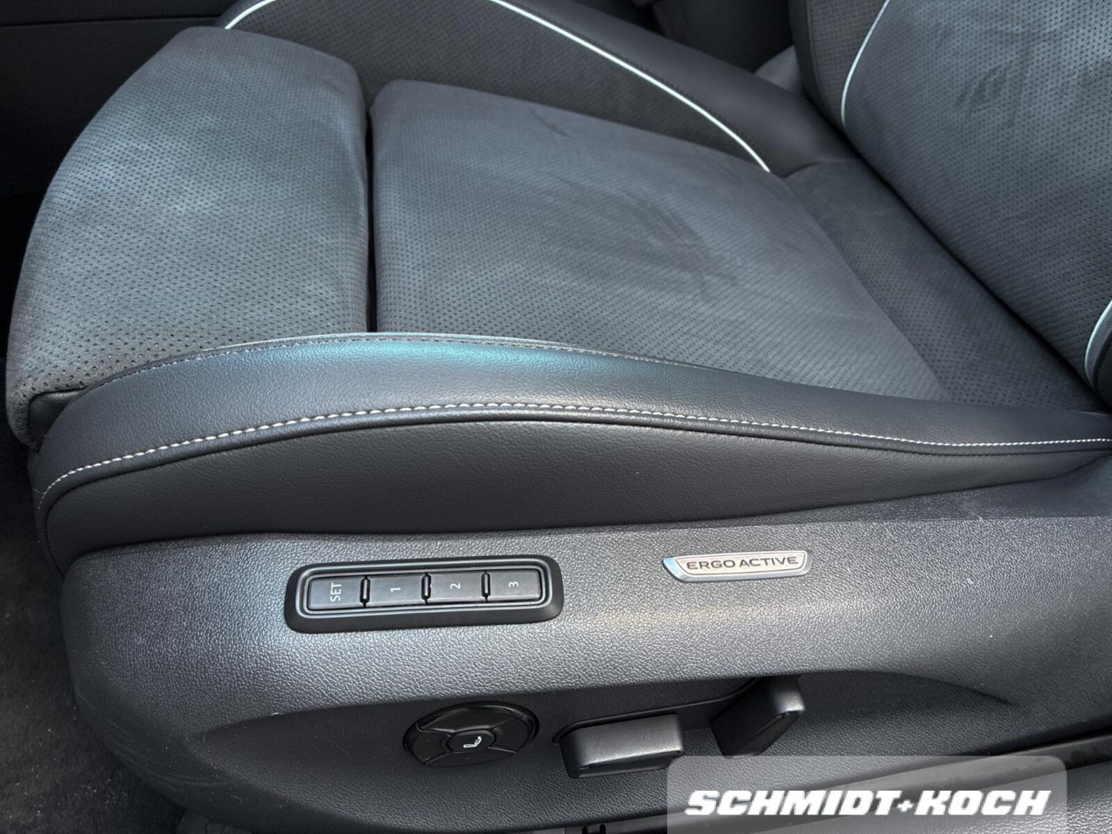 Volkswagen Passat – Bild 14