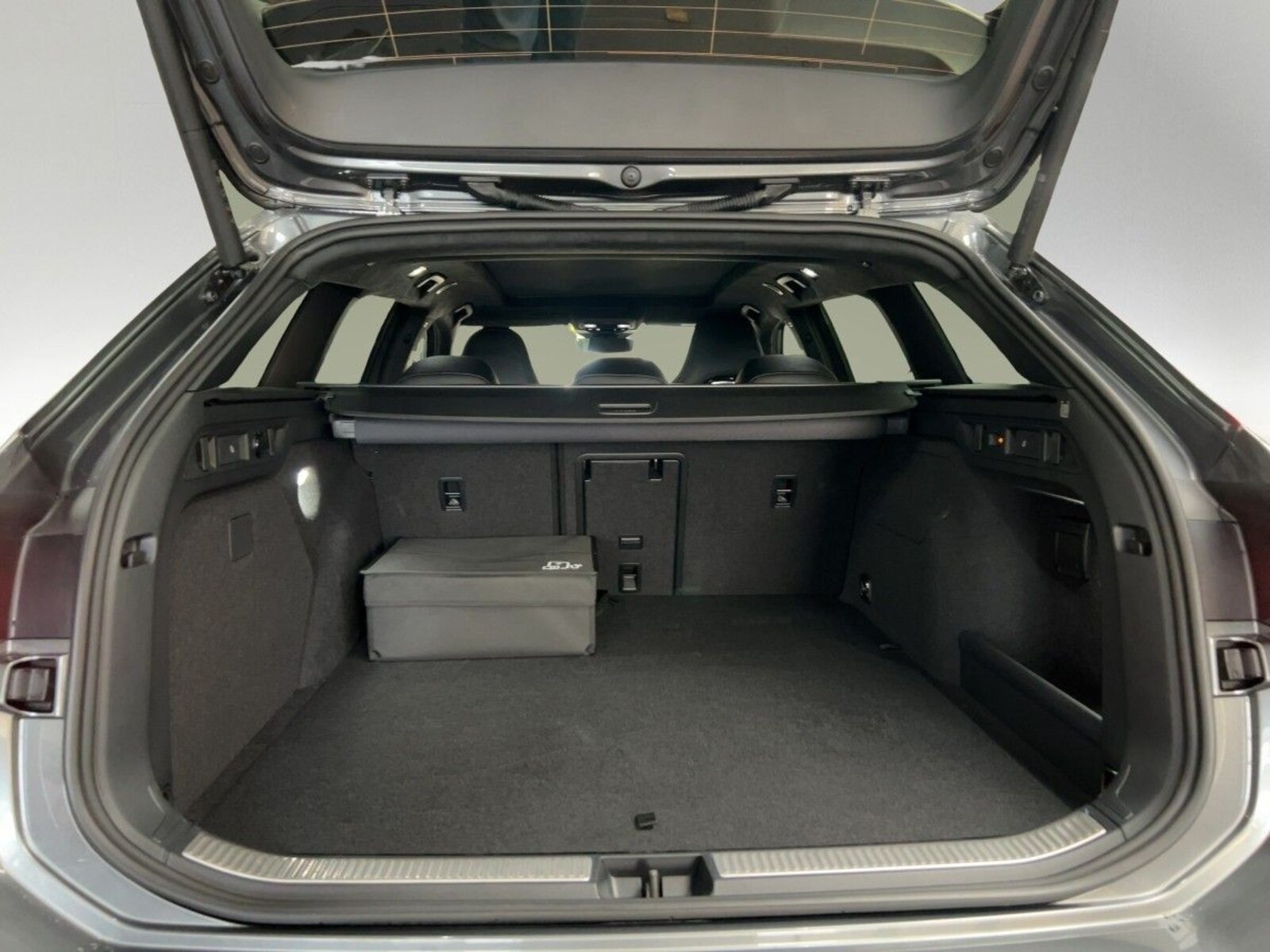 Volkswagen Passat – Bild 7