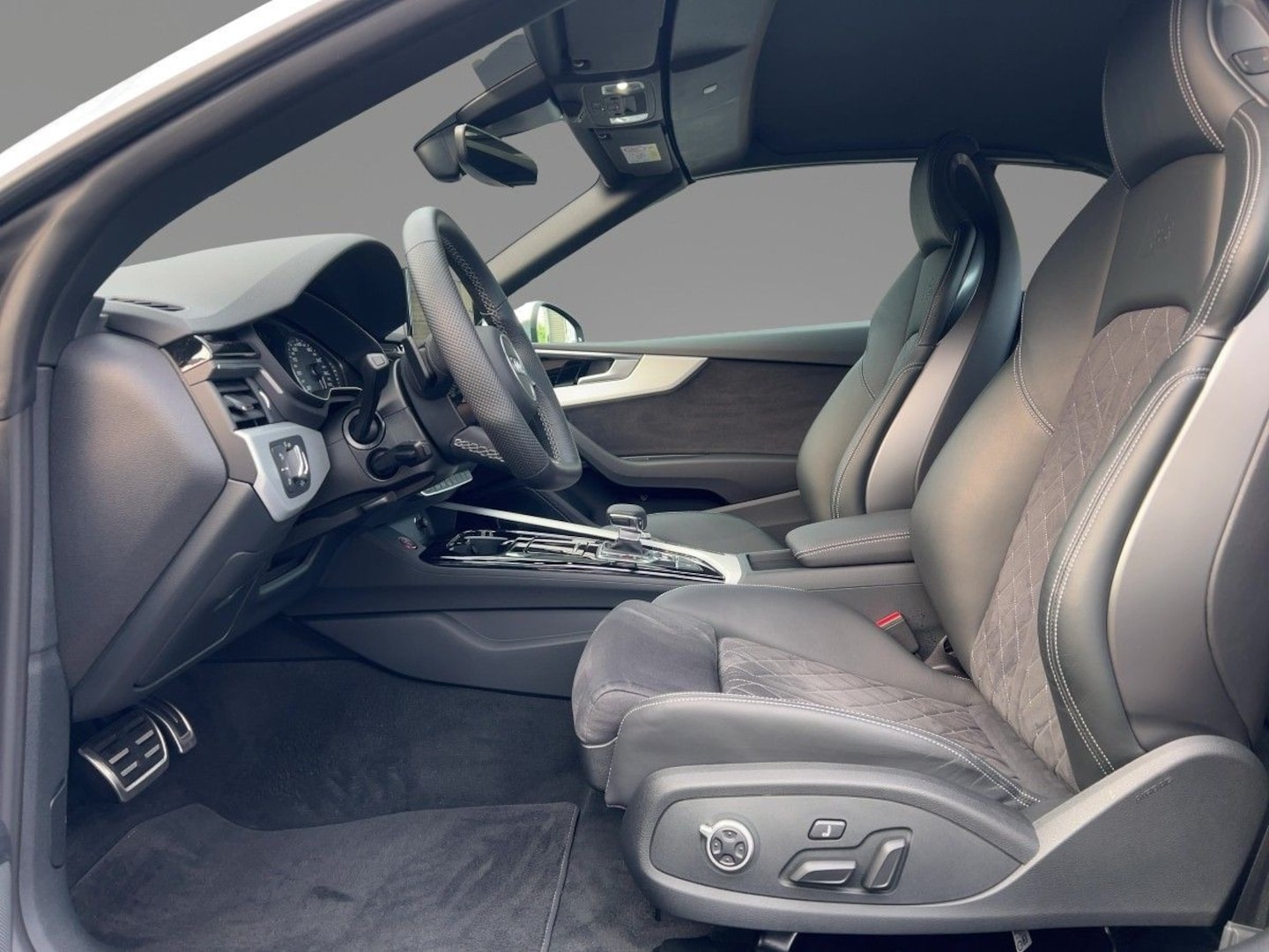 Bild über Audi S5 Cabriolet TFSI quattro tiptronic - für weitere Informationen kontaktieren Sie den Audi Partner