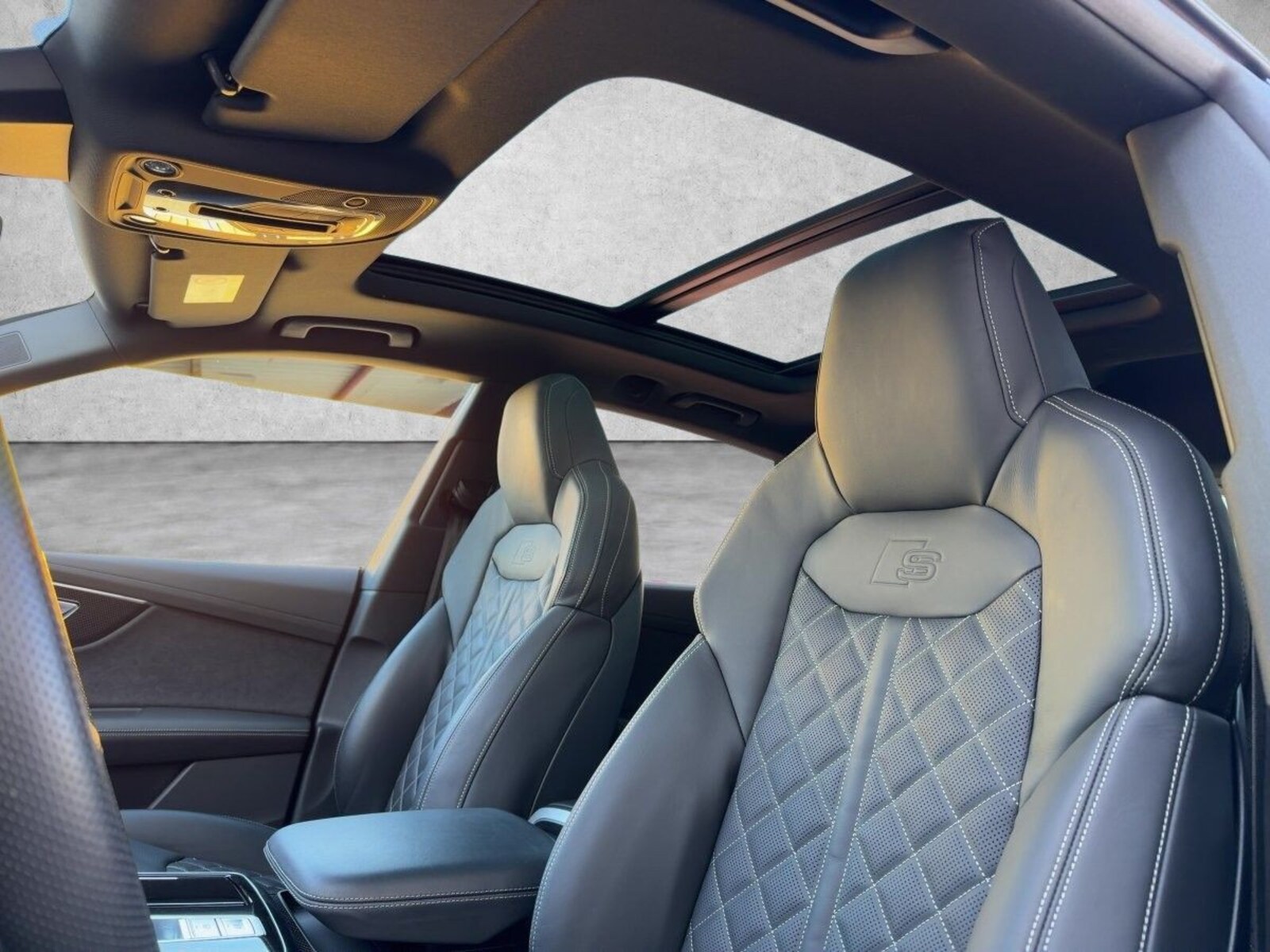 Audi SQ8 – Bild 17