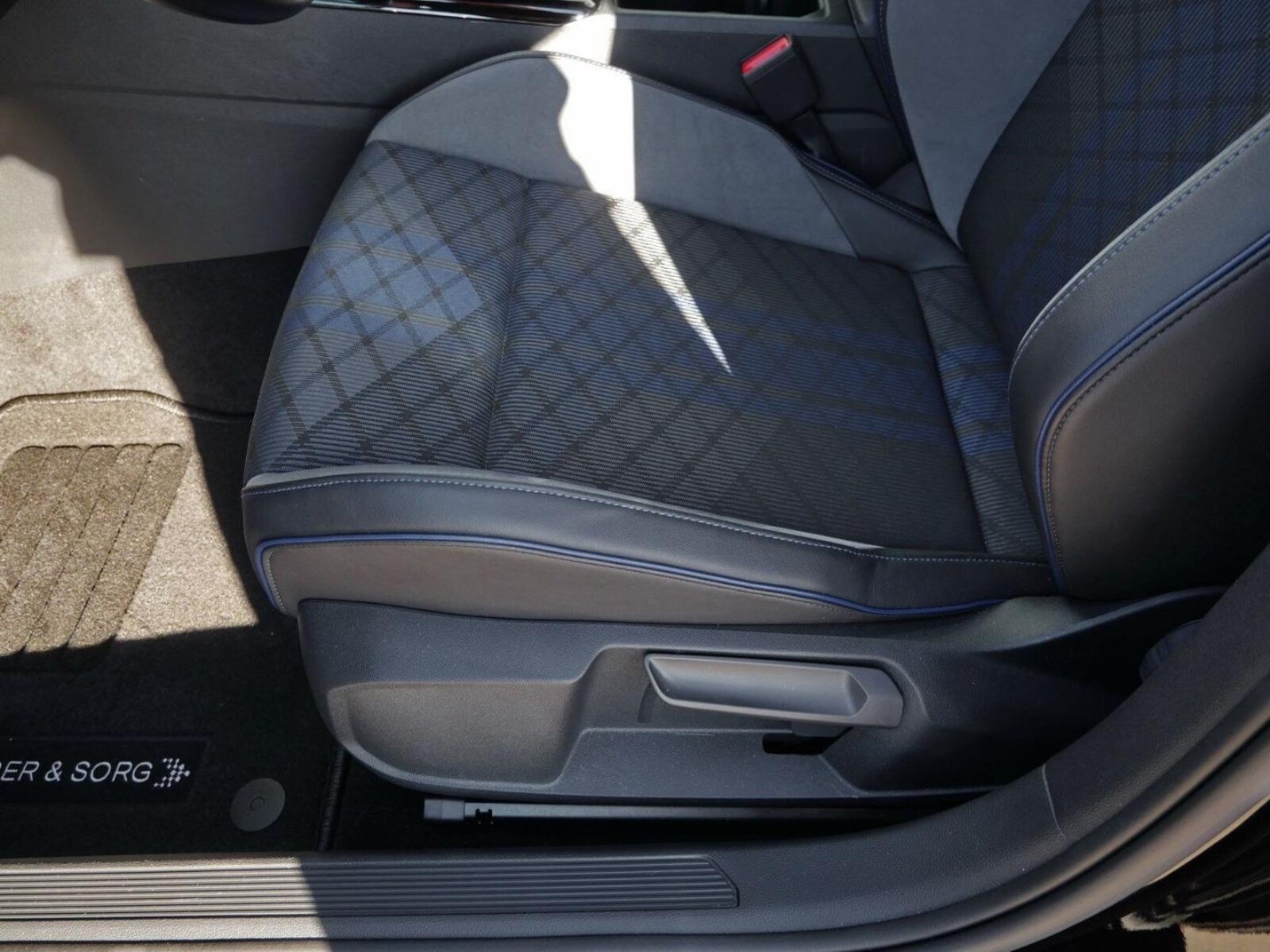 Volkswagen Golf Variant – Bild 22