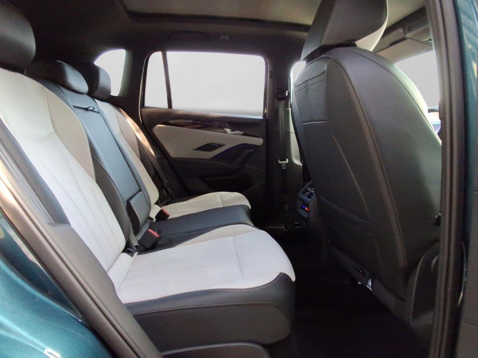 Volkswagen Tiguan – Bild 18