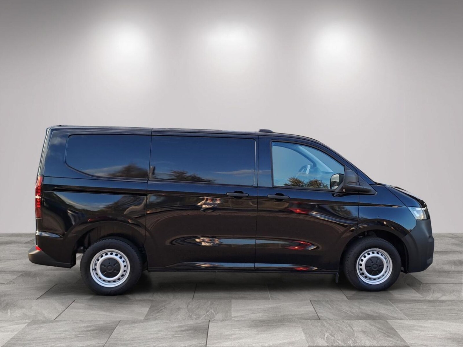 Volkswagen Transporter Kasten kurzer Radstand – Bild 5