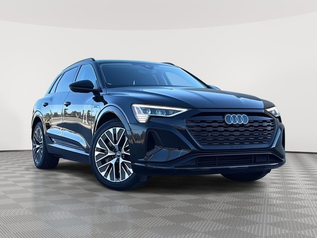 2024 Audi Q8 e-tron