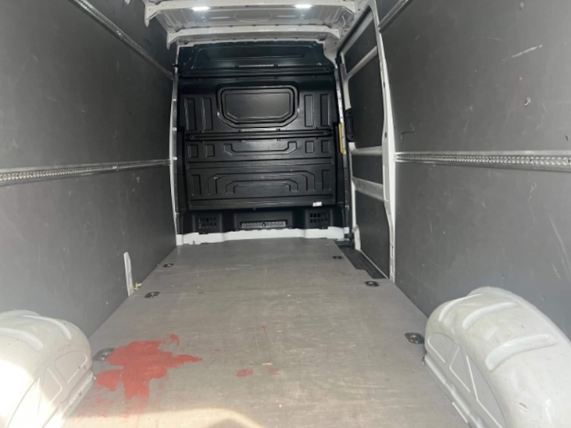 Volkswagen Crafter Kasten langer Radstand