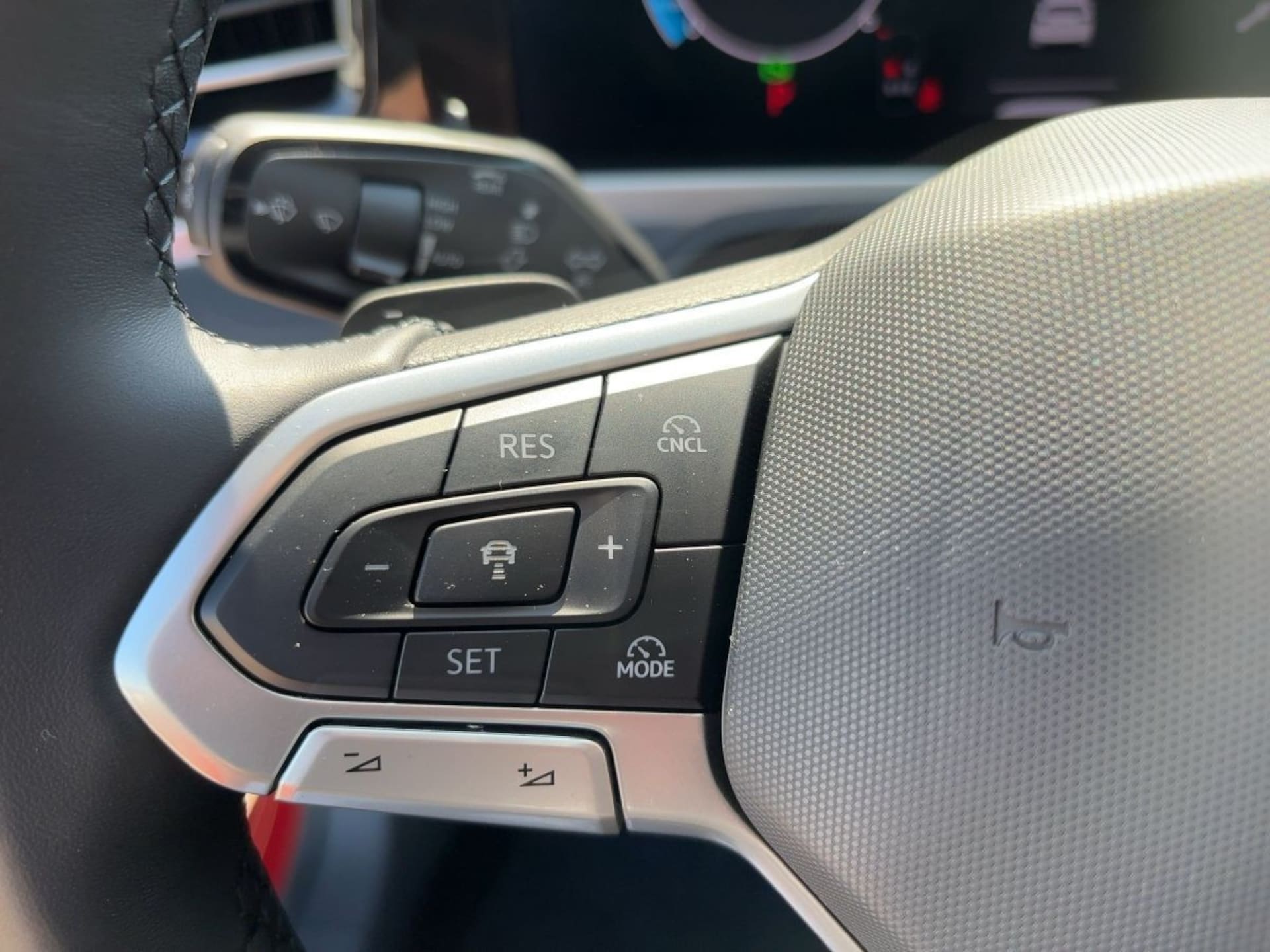Volkswagen Passat Elegance