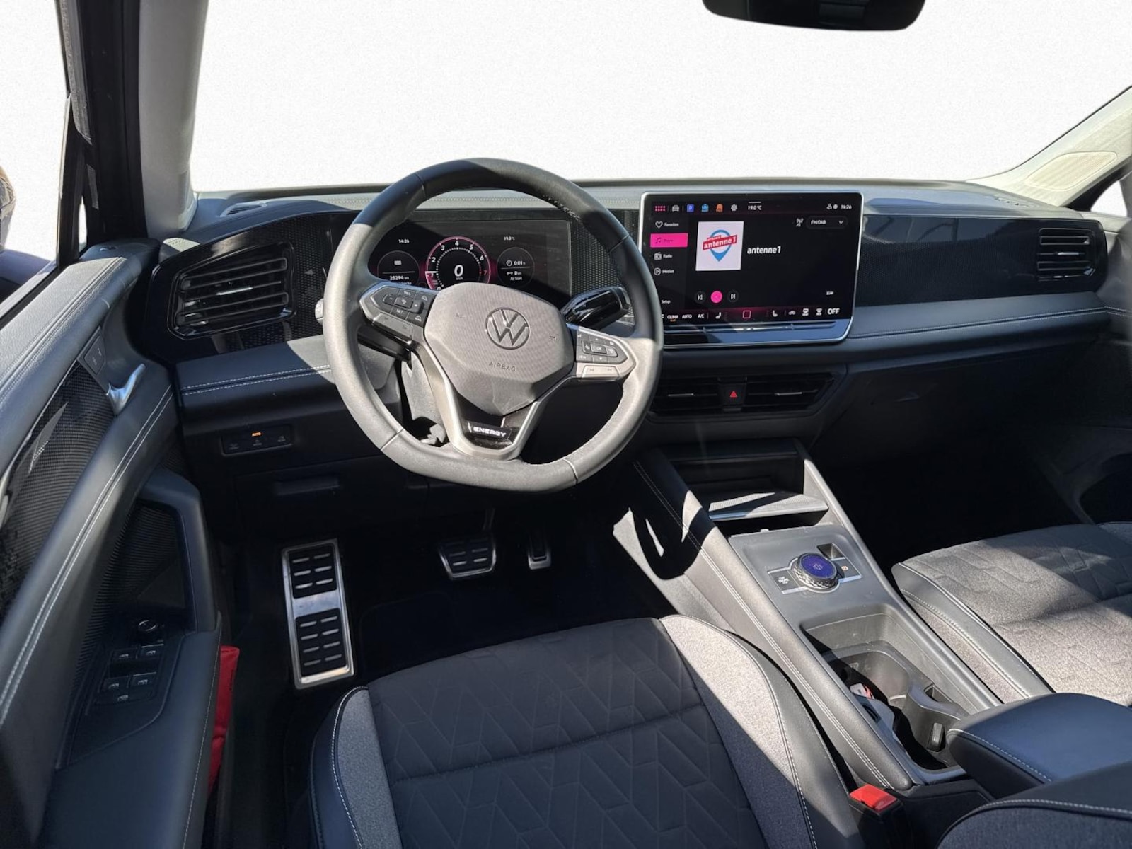 Volkswagen Tiguan – Bild 9