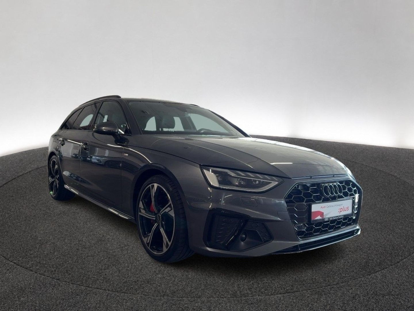 Bild über Audi A4 Avant S line 40 TFSI S tronic - für weitere Informationen kontaktieren Sie den Audi Partner