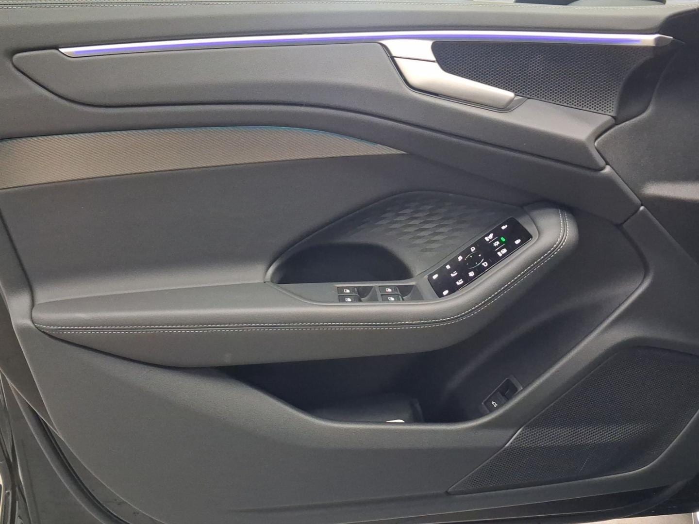 Bild über Audi A6 Limousine TFSI 150 kW S tronic - für weitere Informationen kontaktieren Sie den Audi Partner