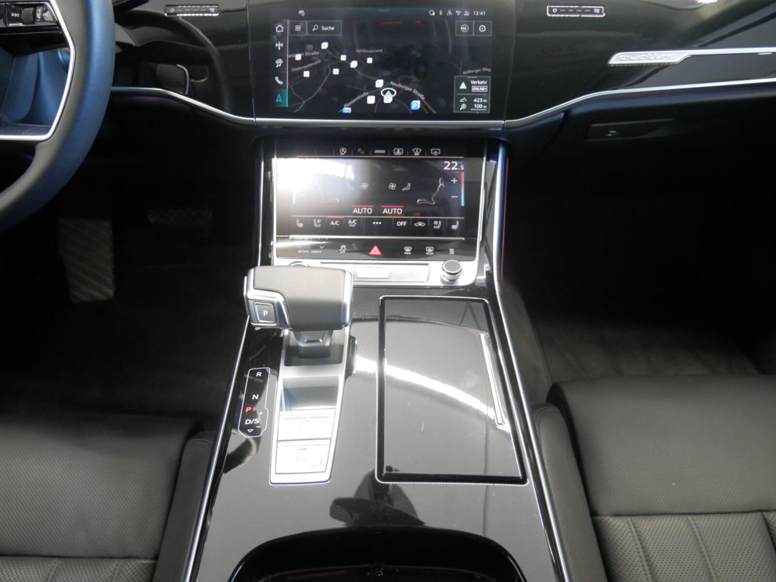 Audi A8 – Bild 14