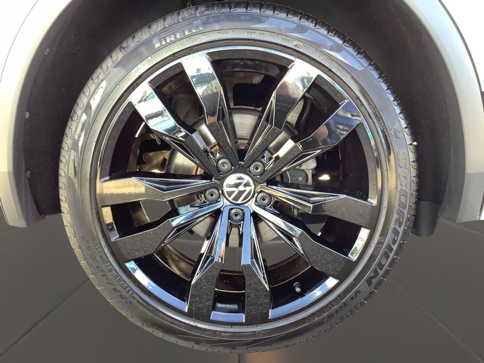 Volkswagen Tiguan – Bild 8