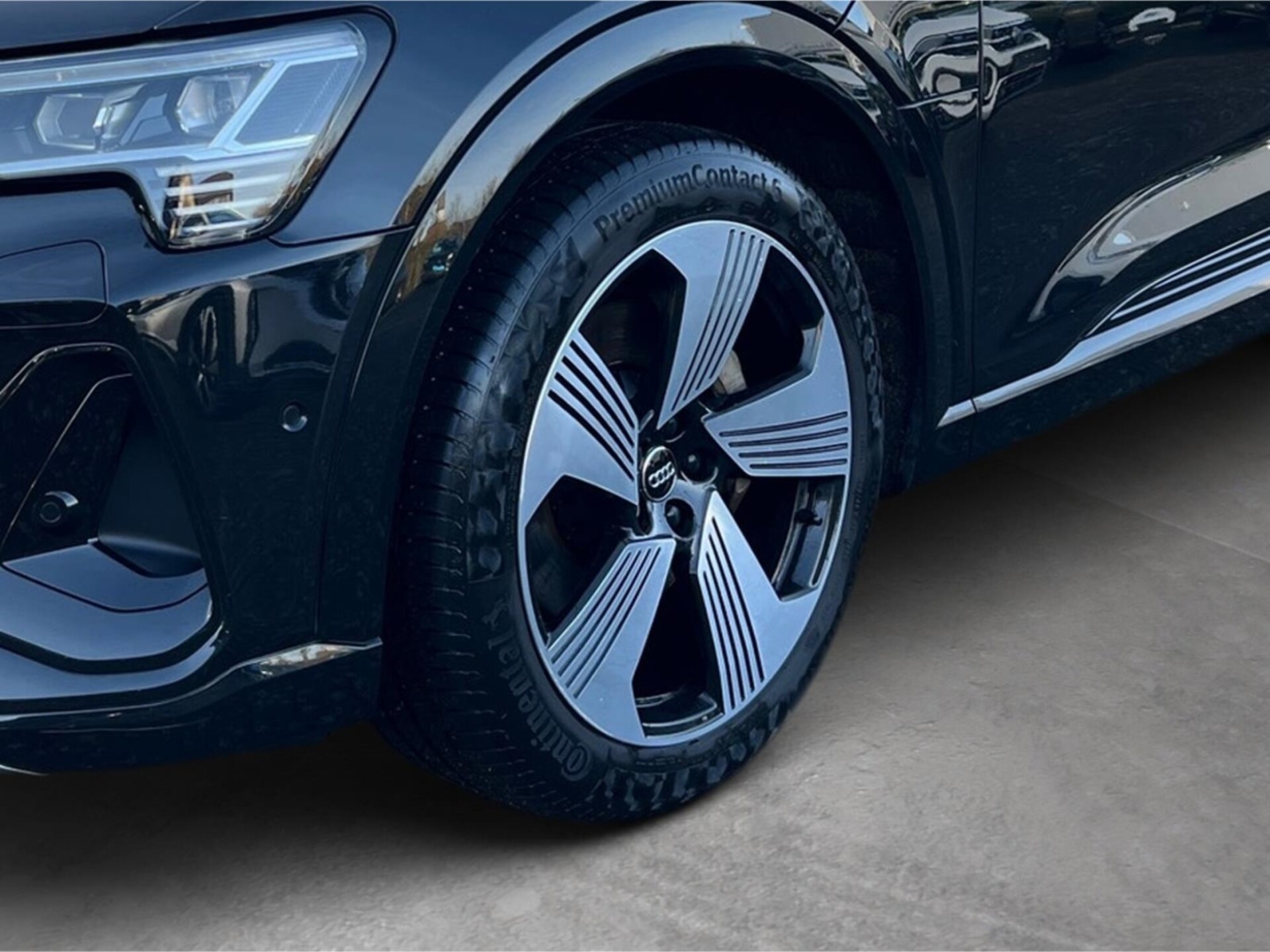 Audi e-tron Sportback S line