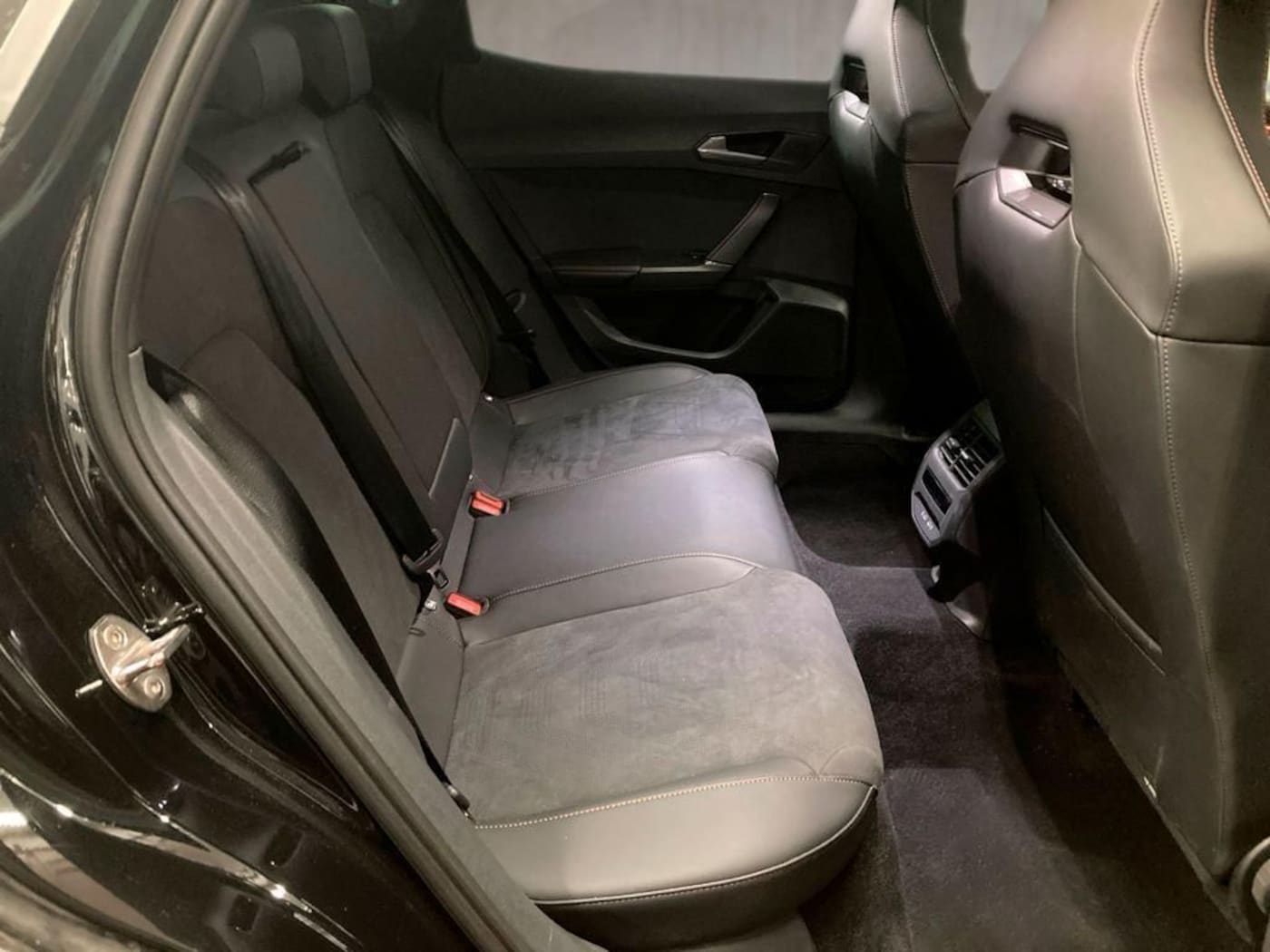 CUPRA Formentor 1.5 TSI e-Hybrid VZ Extreme DSG 200 kW (272 CV) — photo 6