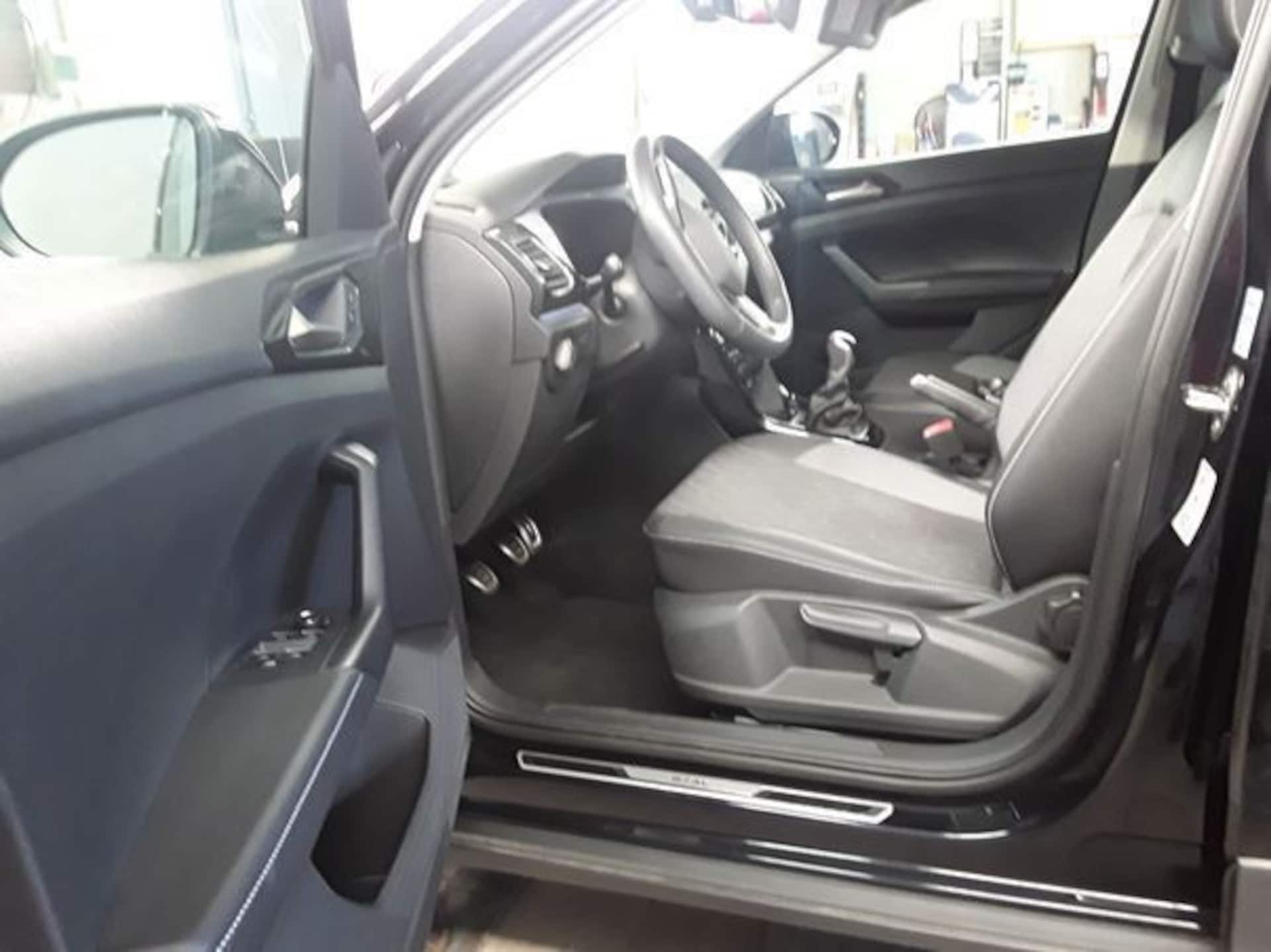 Volkswagen T-Cross Life