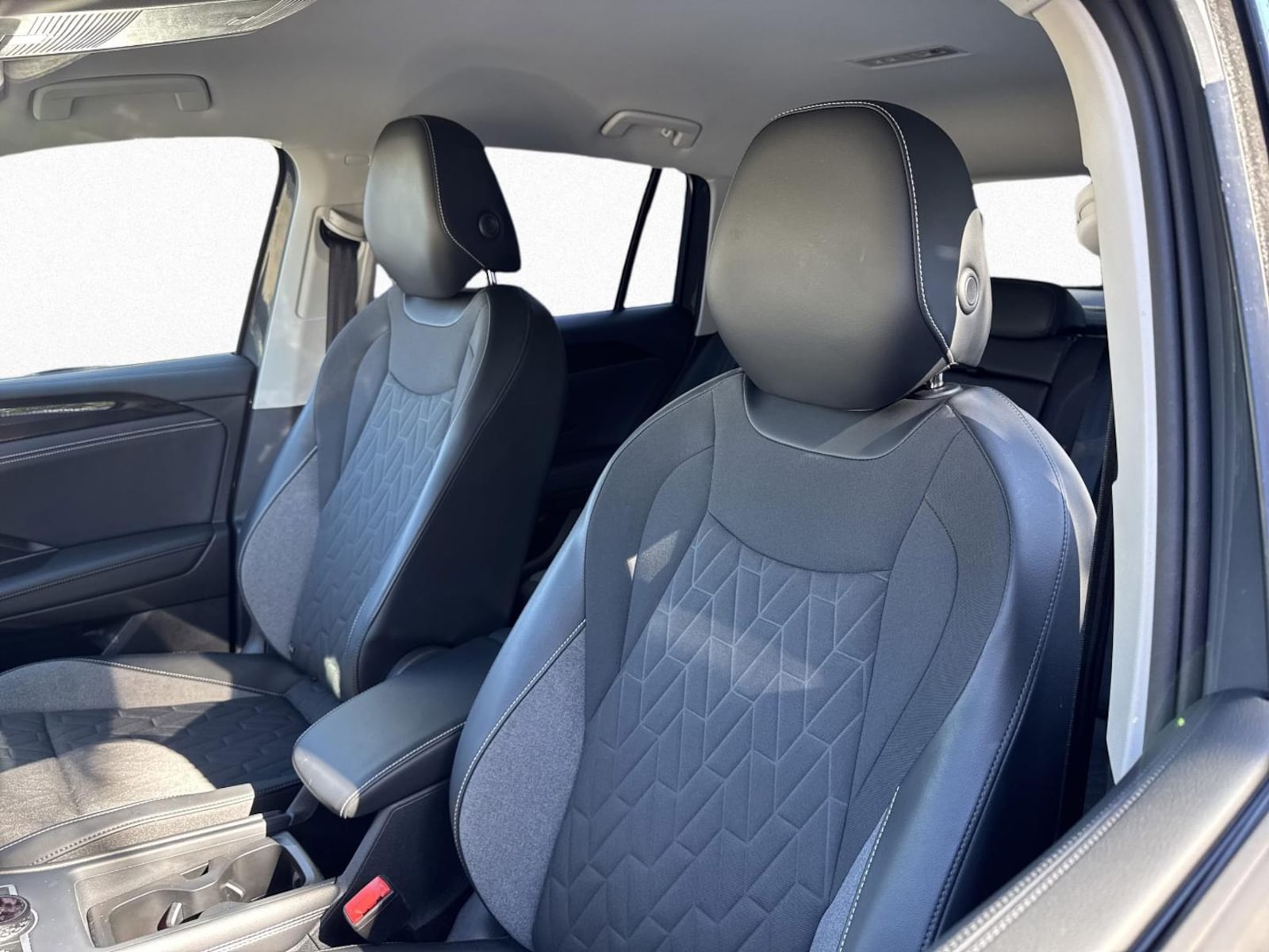 Volkswagen Tiguan – Bild 10