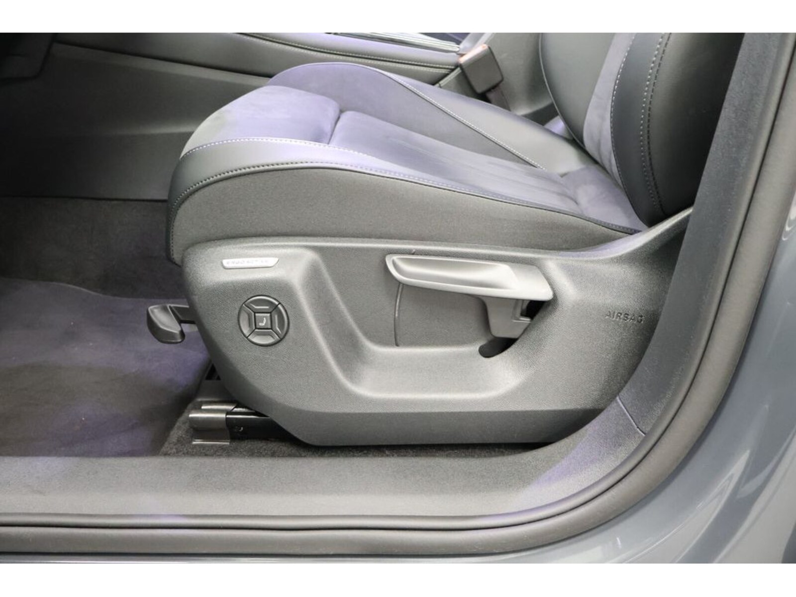 Volkswagen Tiguan – Bild 24