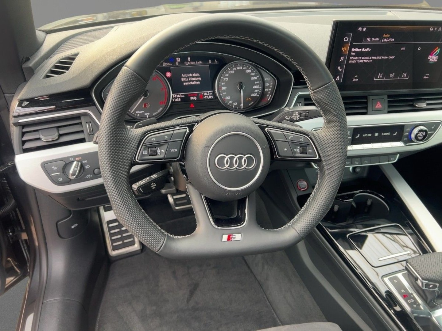 Bild über Audi S5 Cabriolet TFSI quattro tiptronic - für weitere Informationen kontaktieren Sie den Audi Partner