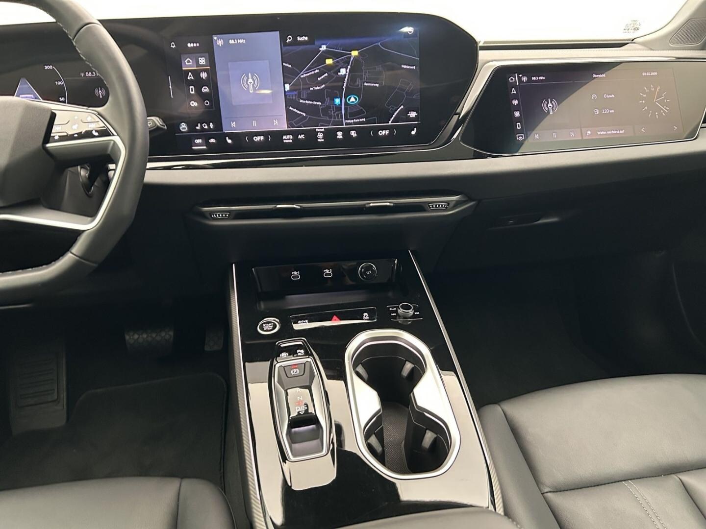 Bild über Audi A6 Avant TDI 150 kW S tronic - für weitere Informationen kontaktieren Sie den Audi Partner