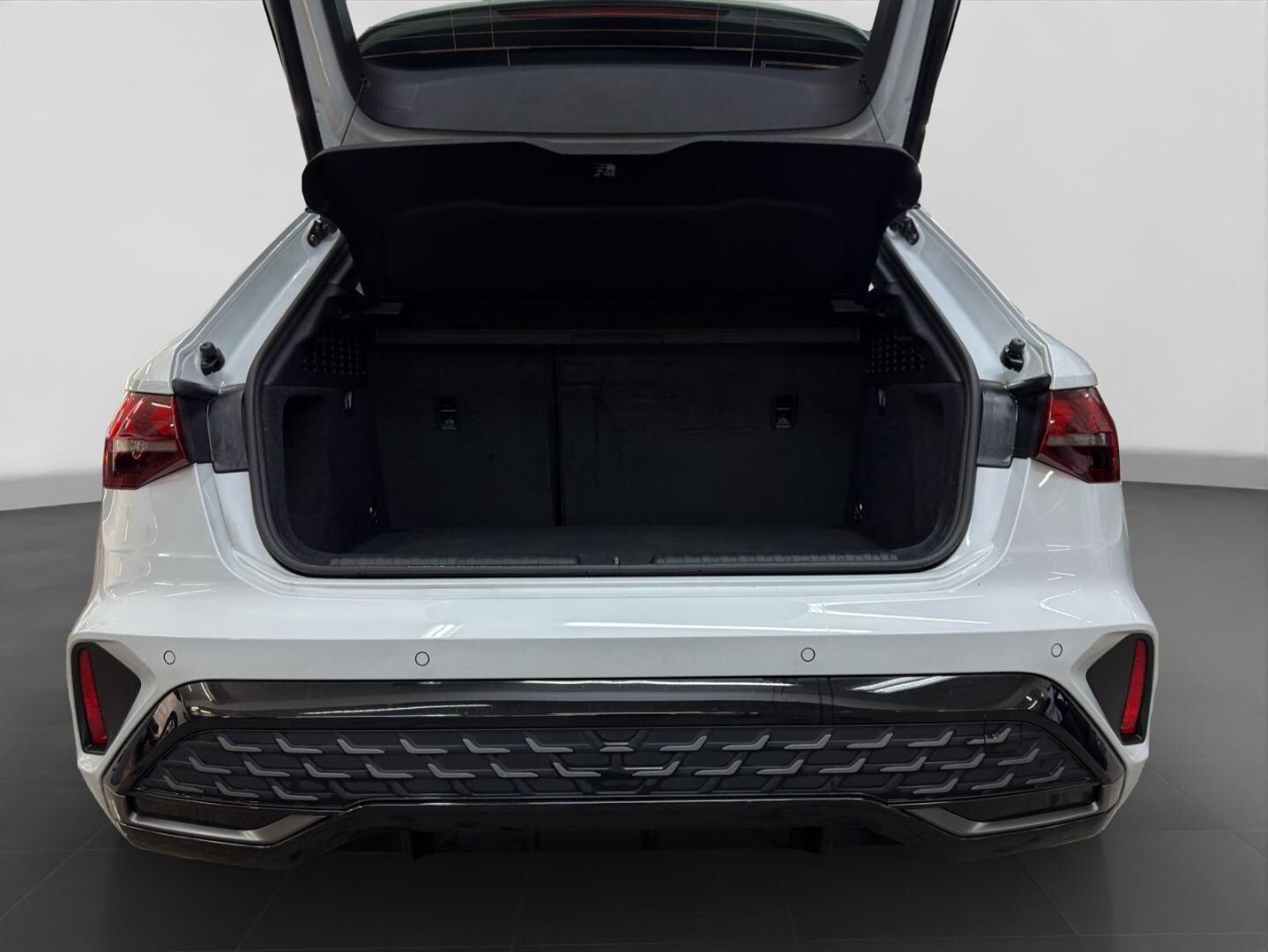 Bild über Audi A3 Sportback TDI S tronic - für weitere Informationen kontaktieren Sie den Audi Partner