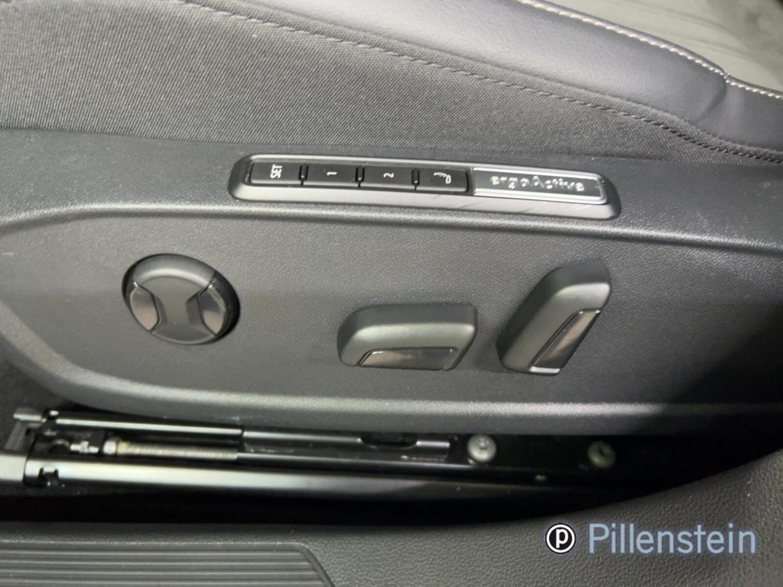 Volkswagen Golf – Bild 8