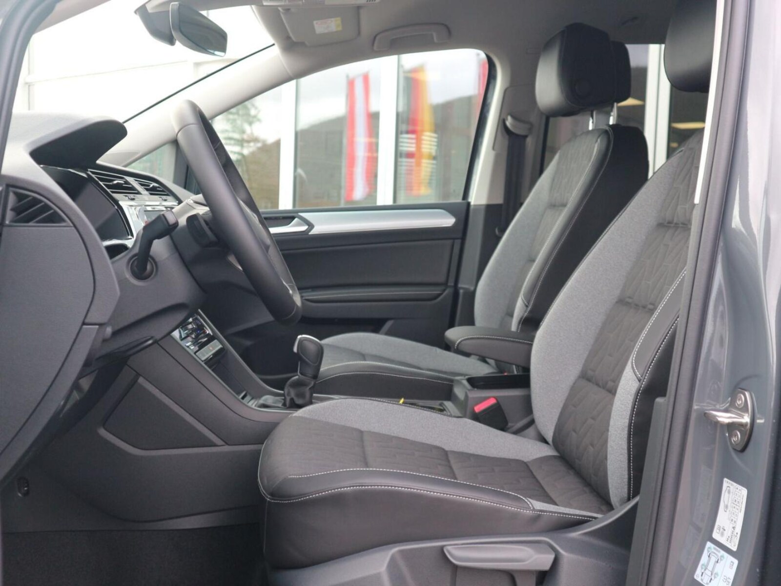 Volkswagen Touran – Bild 5