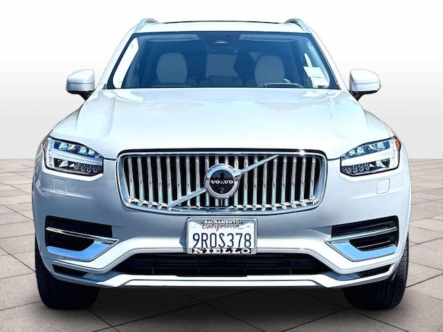 2025 Volvo XC90 Plug-In Hybrid