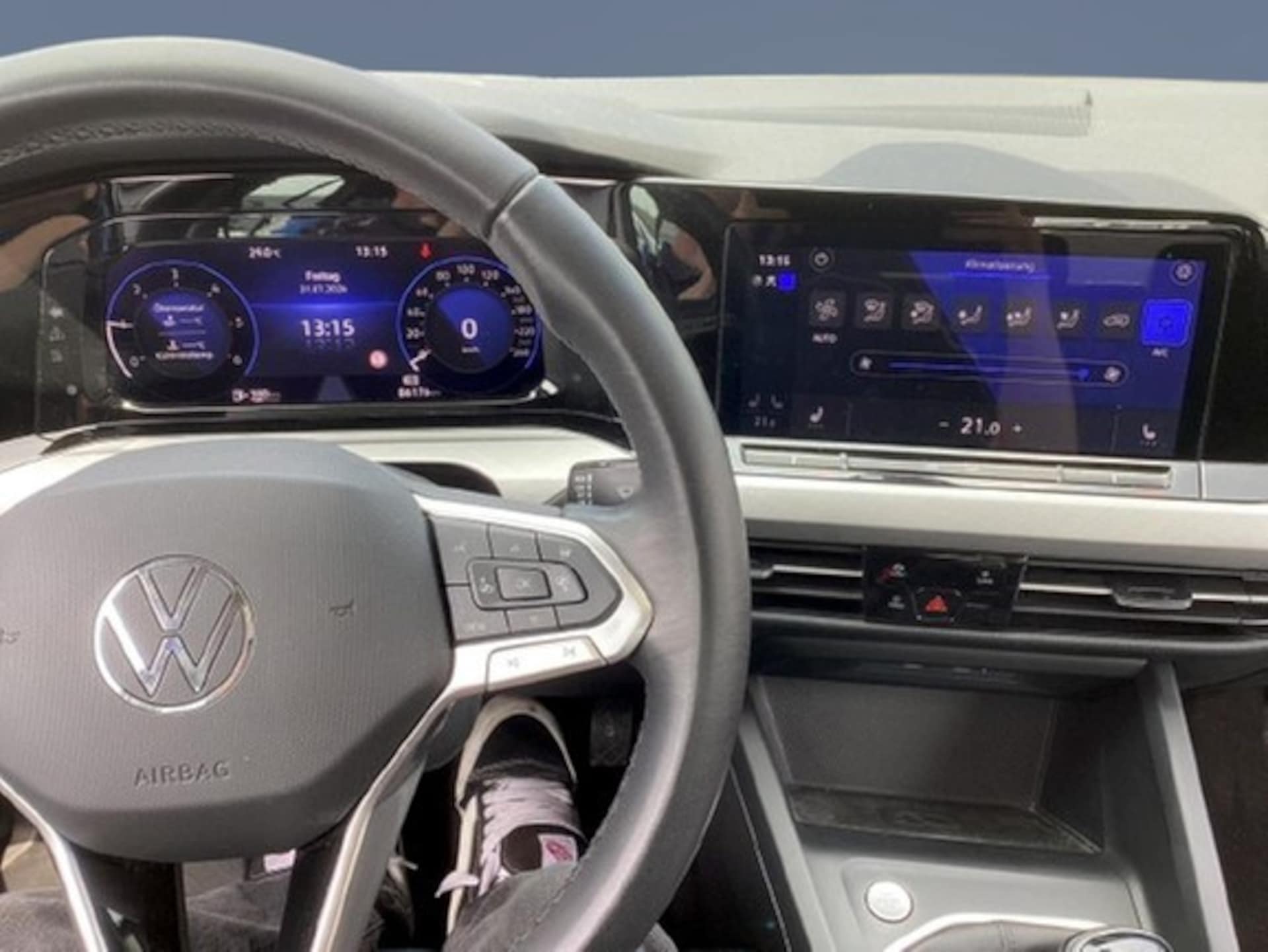 Volkswagen Golf Life