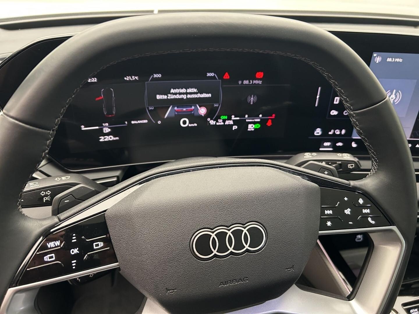 Bild über Audi A6 Avant TDI 150 kW S tronic - für weitere Informationen kontaktieren Sie den Audi Partner