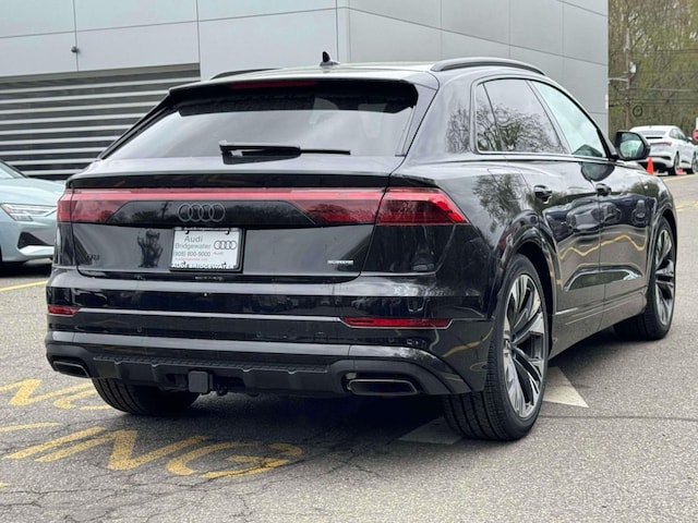 2026 Audi Q8