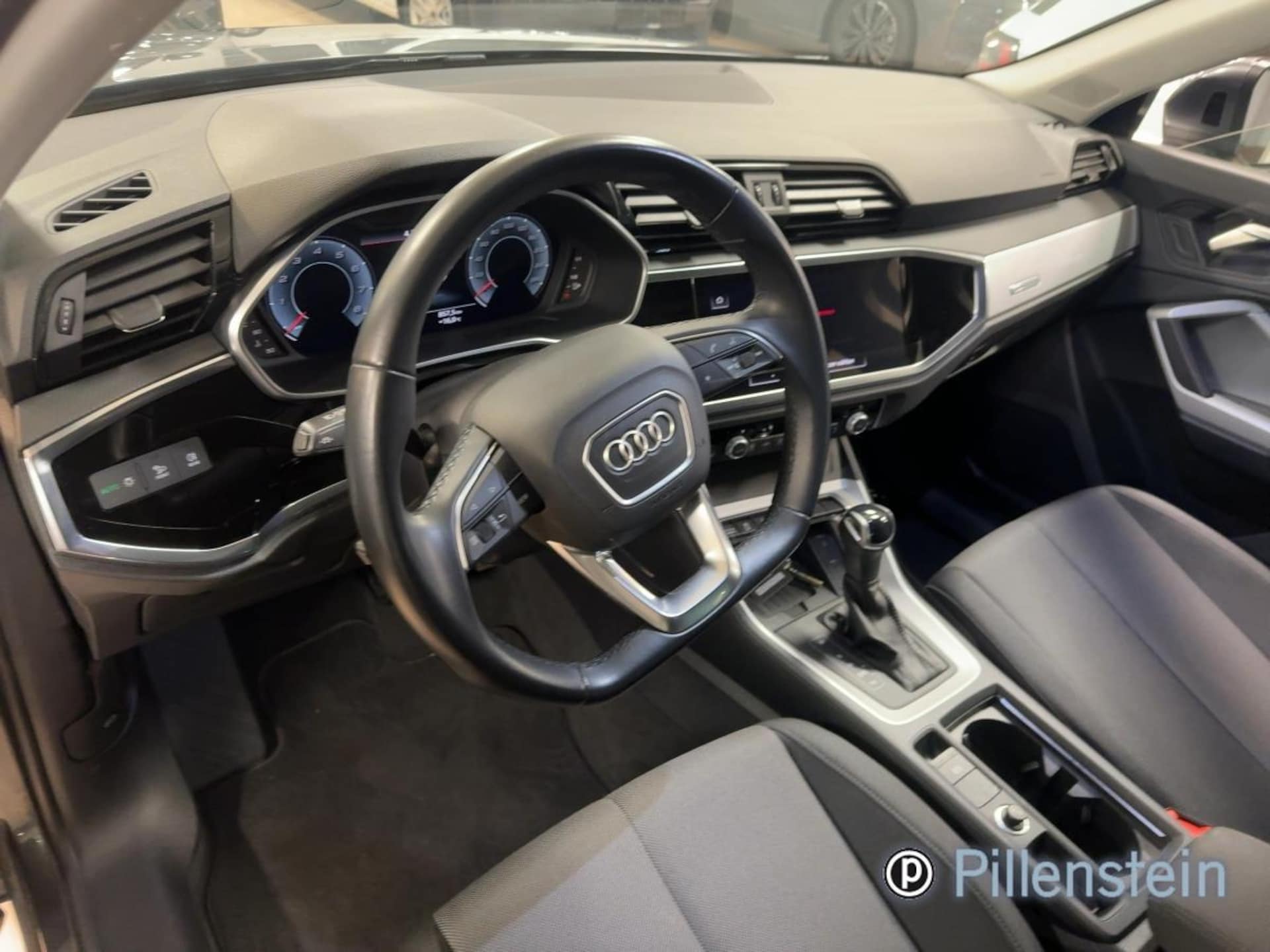Audi Q3 Sportback S line