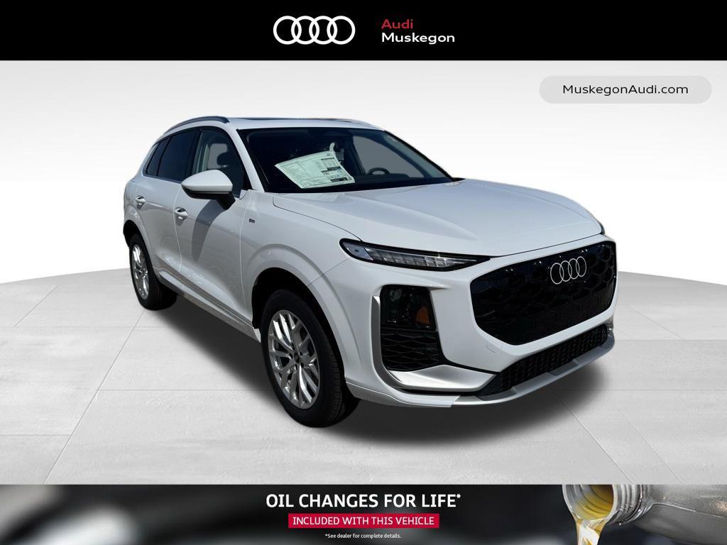 2026 Audi Q3 S line quattro's photo