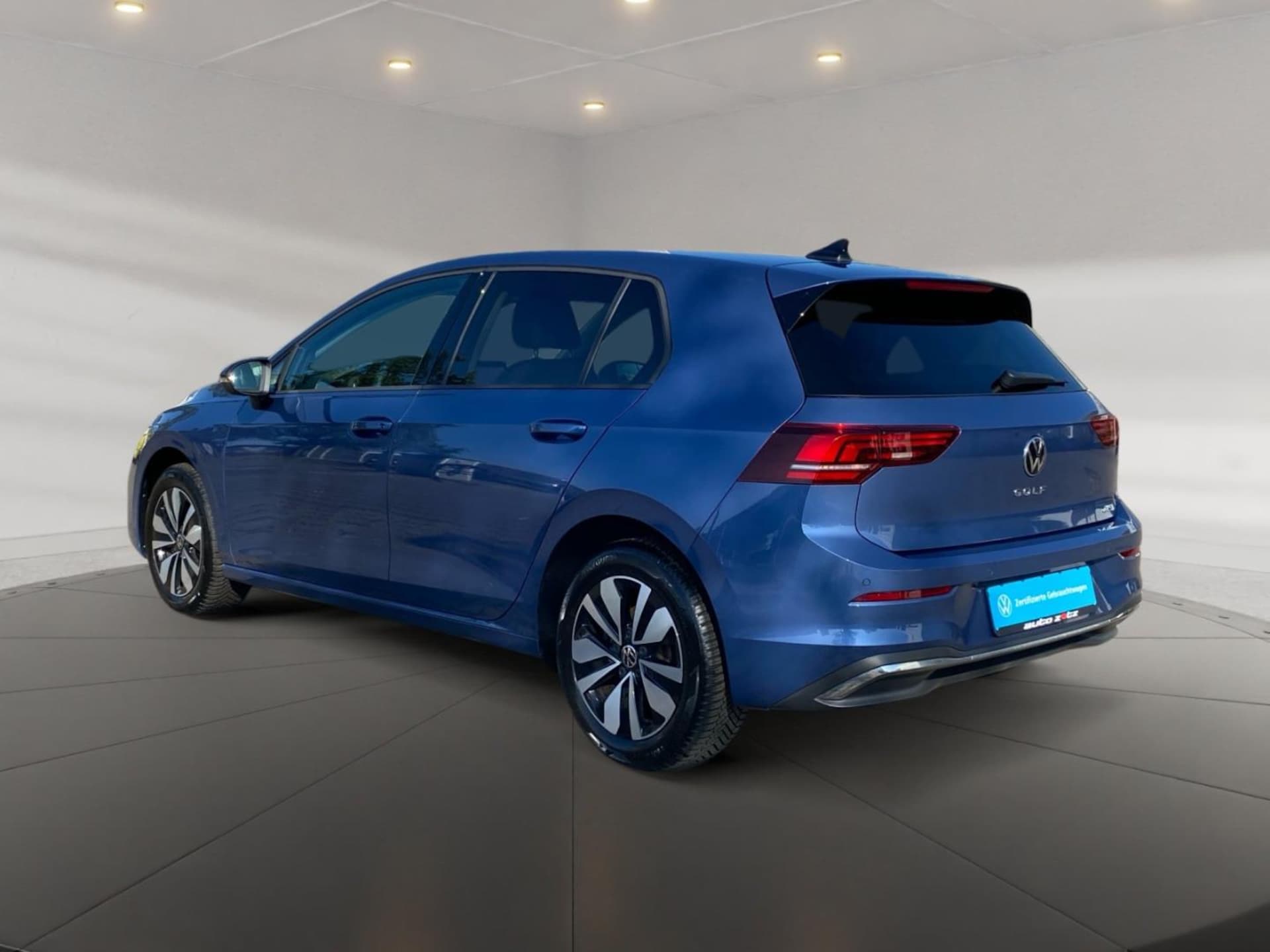 Volkswagen Golf Life