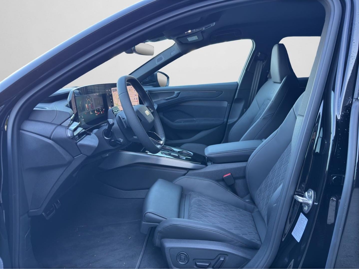 Bild über Audi A6 Avant TDI quattro 150 kW S tronic - für weitere Informationen kontaktieren Sie den Audi Partner