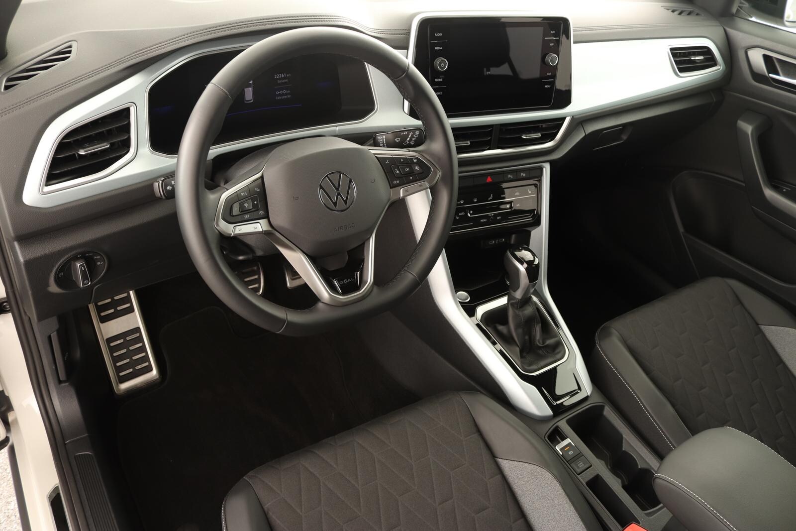 Volkswagen T-Roc – Bild 12