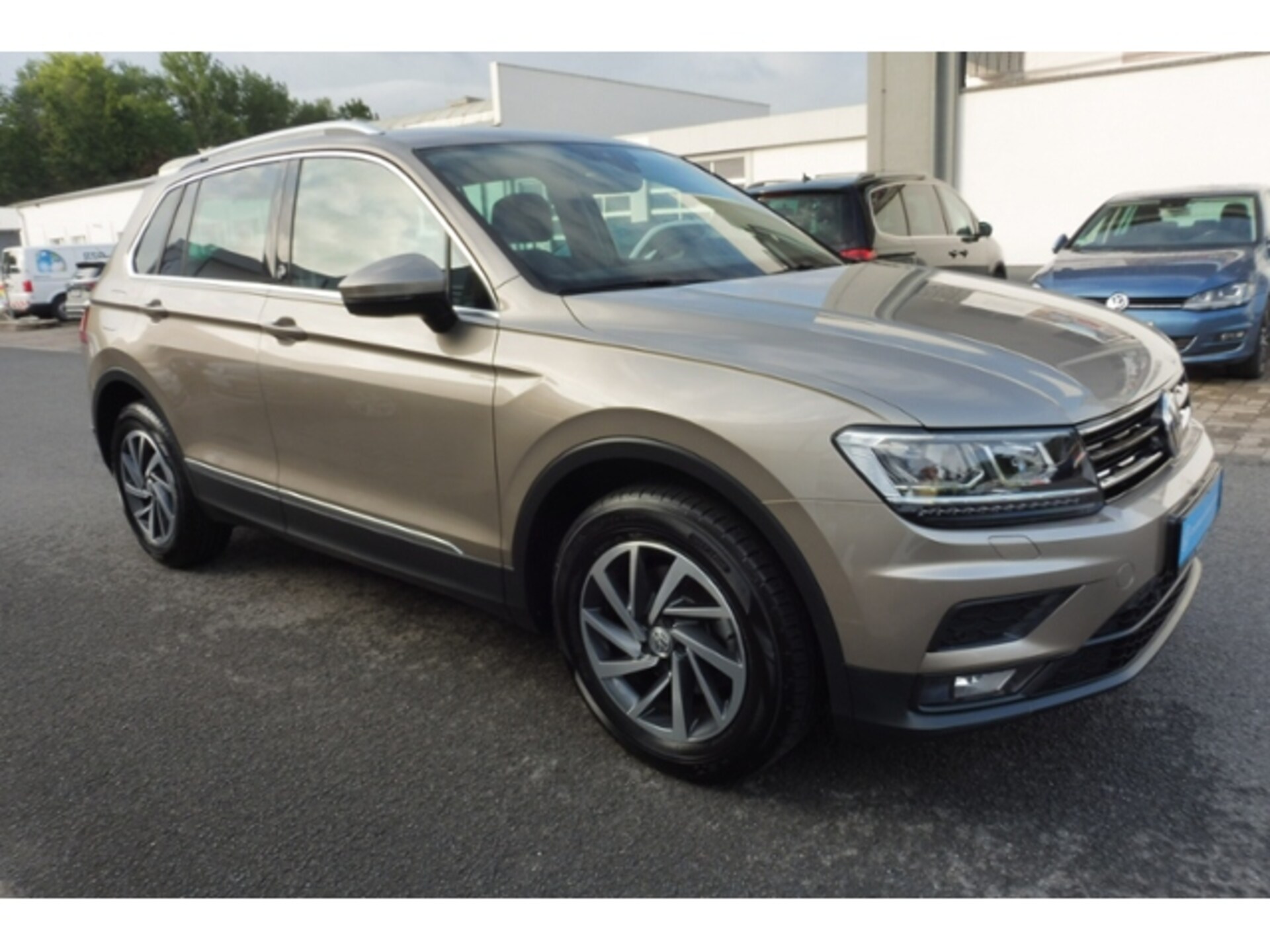 Volkswagen Tiguan SOUND