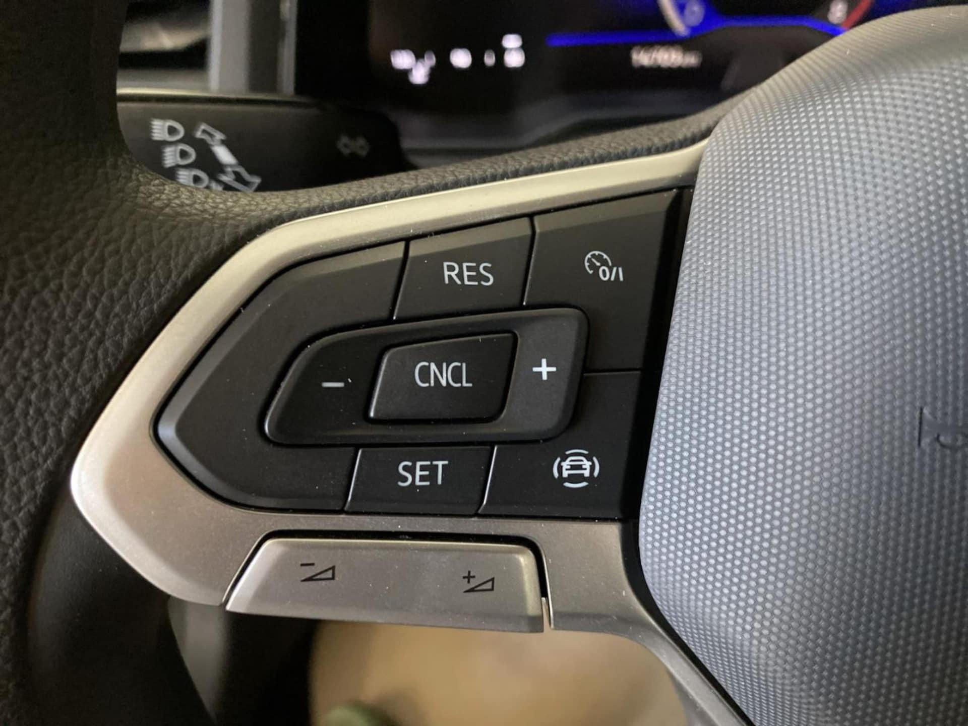 Volkswagen Polo Basis-Modell