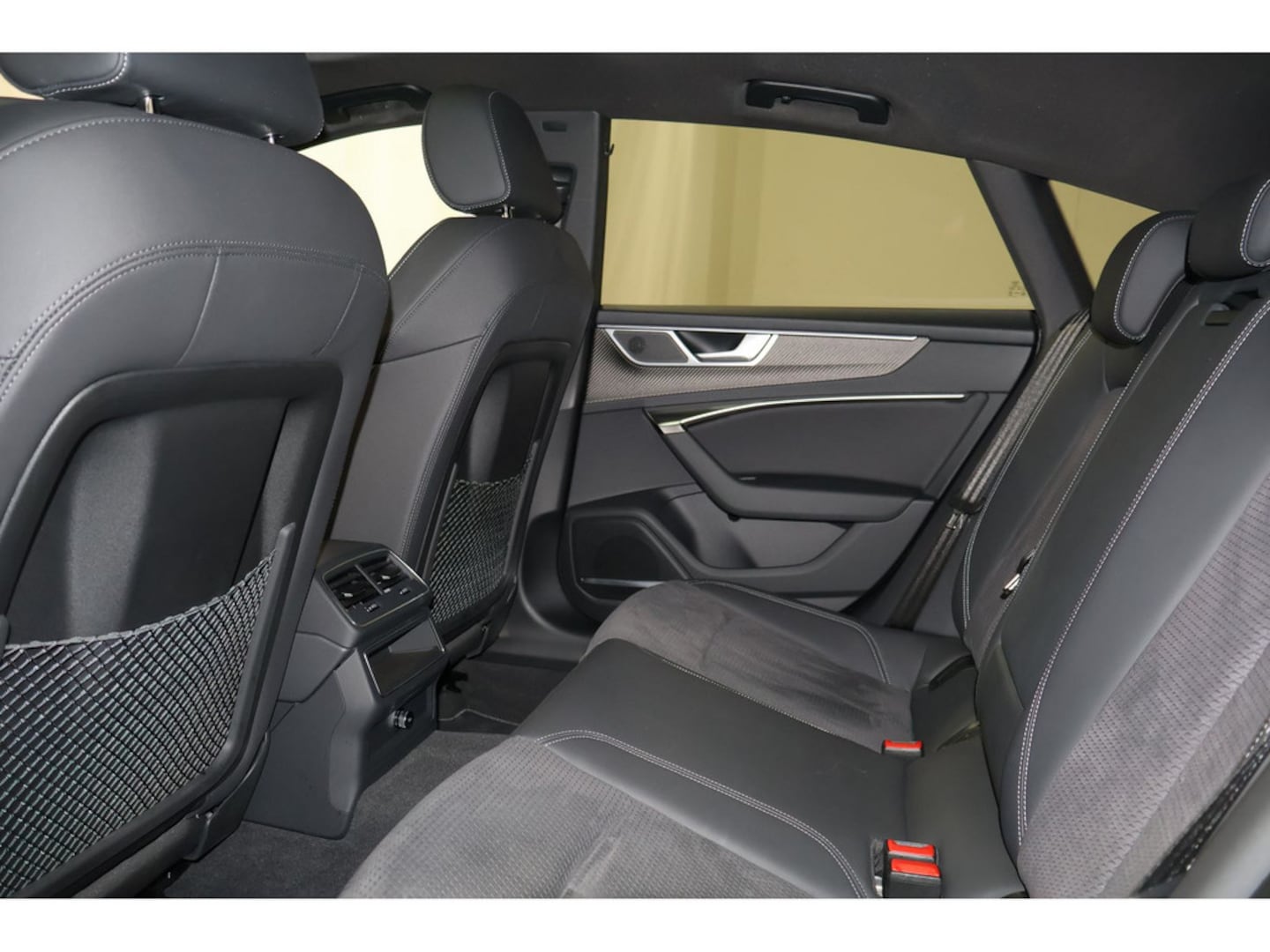 Bild über Audi A7 Sportback 50 TDI quattro tiptronic - für weitere Informationen kontaktieren Sie den Audi Partner
