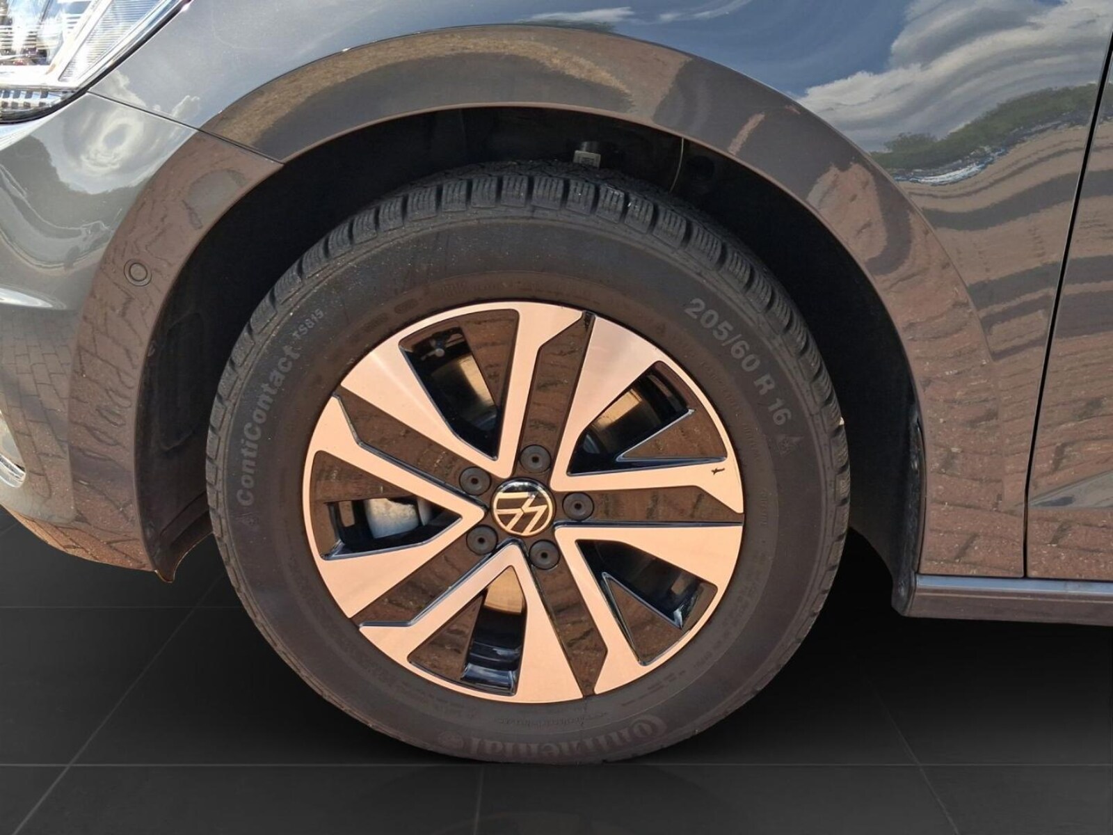 Volkswagen Touran – Bild 6