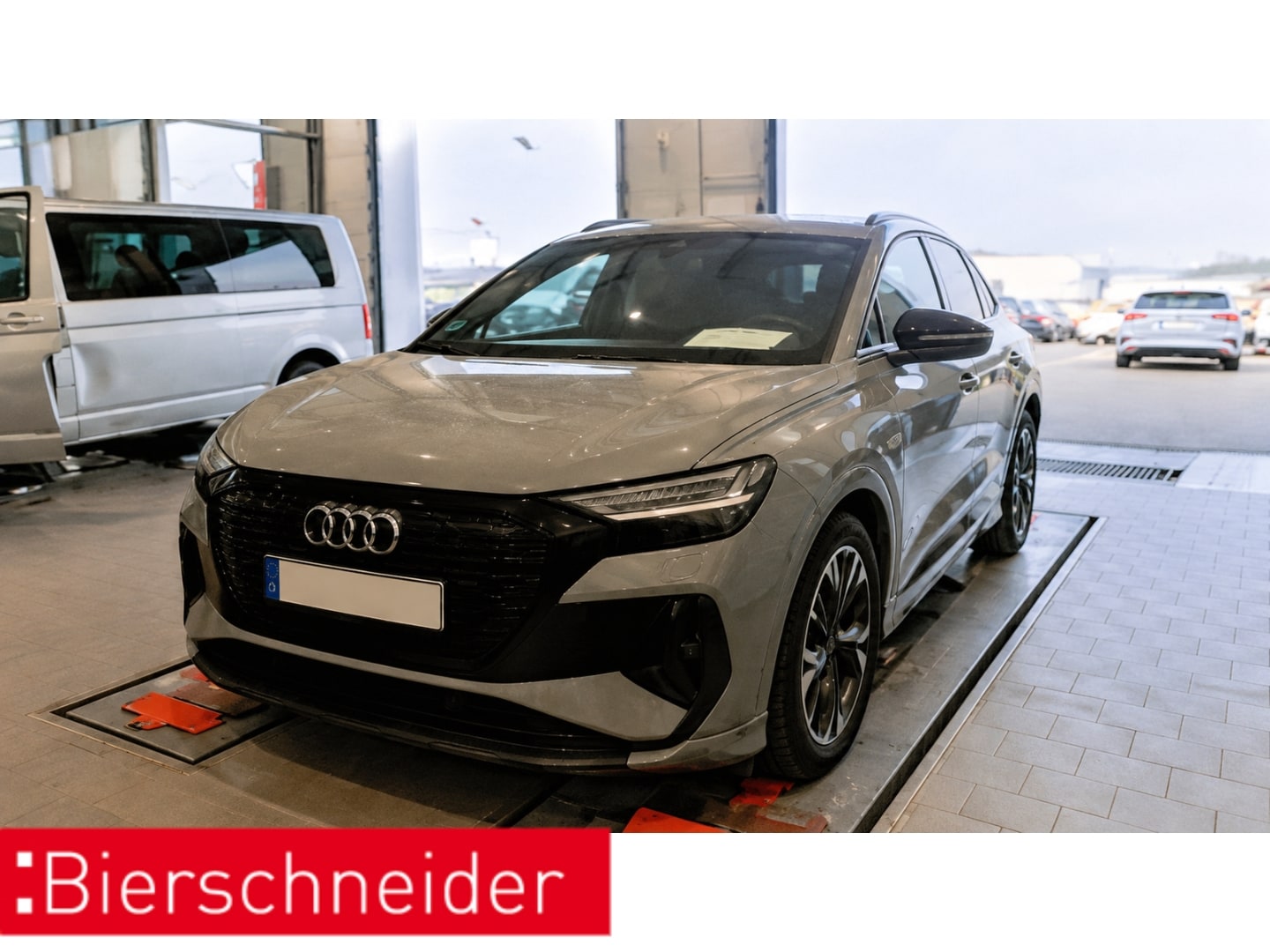 Bild über Audi Q4 e-tron 45 e-tron quattro - für weitere Informationen kontaktieren Sie den Audi Partner