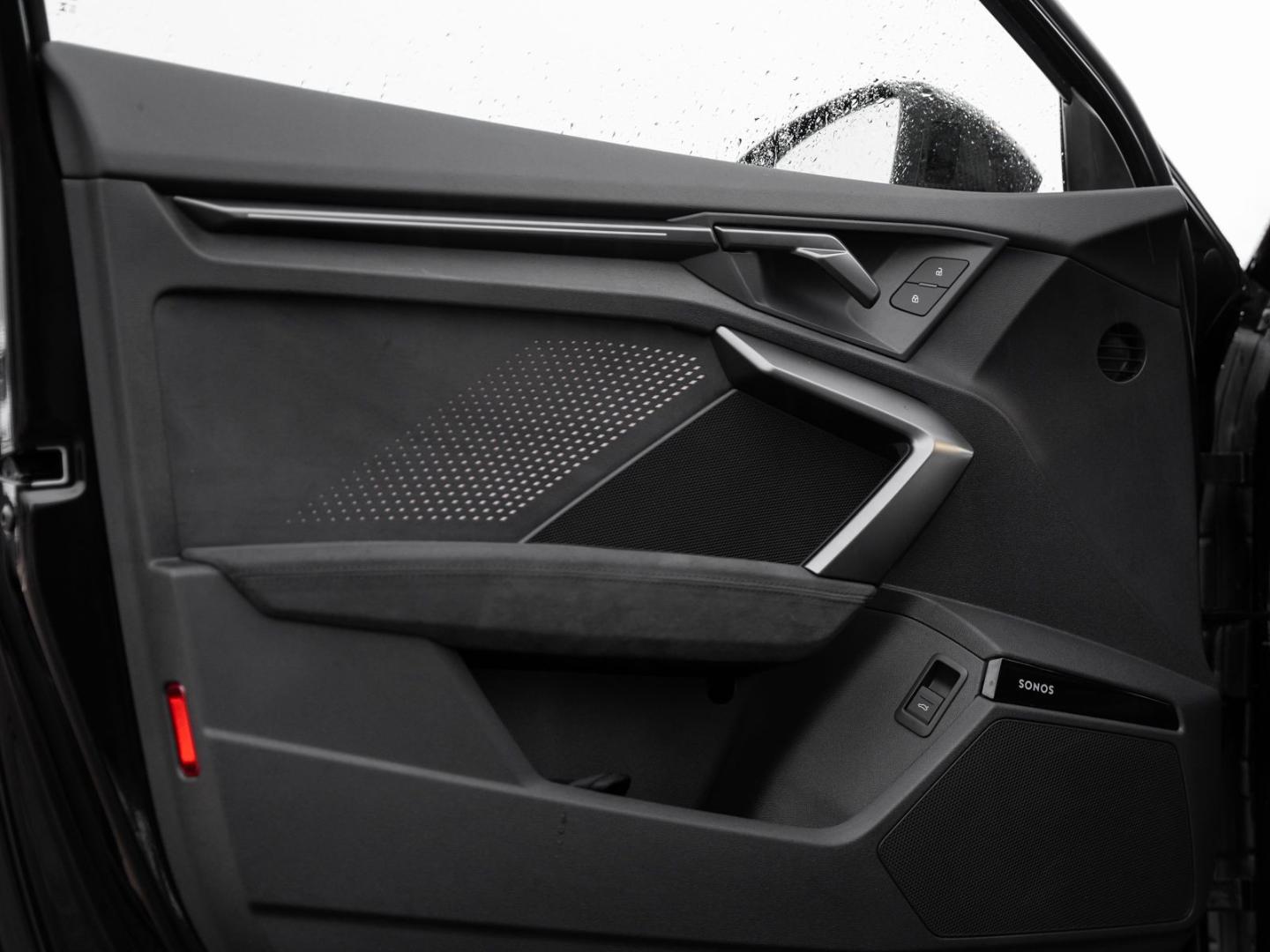 Image about Audi RS 3 Sportback TFSI quattro S tronic