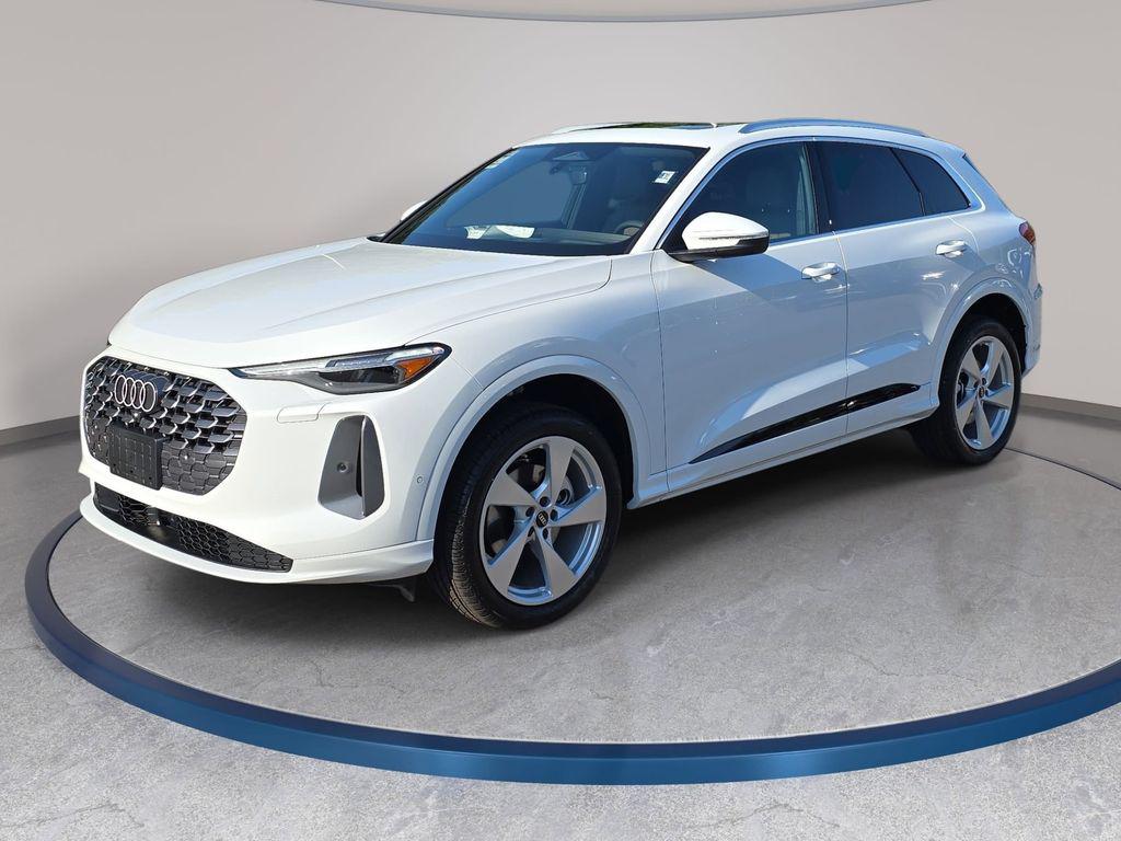 2026 Audi Q5 Premium Plus quattro's photo